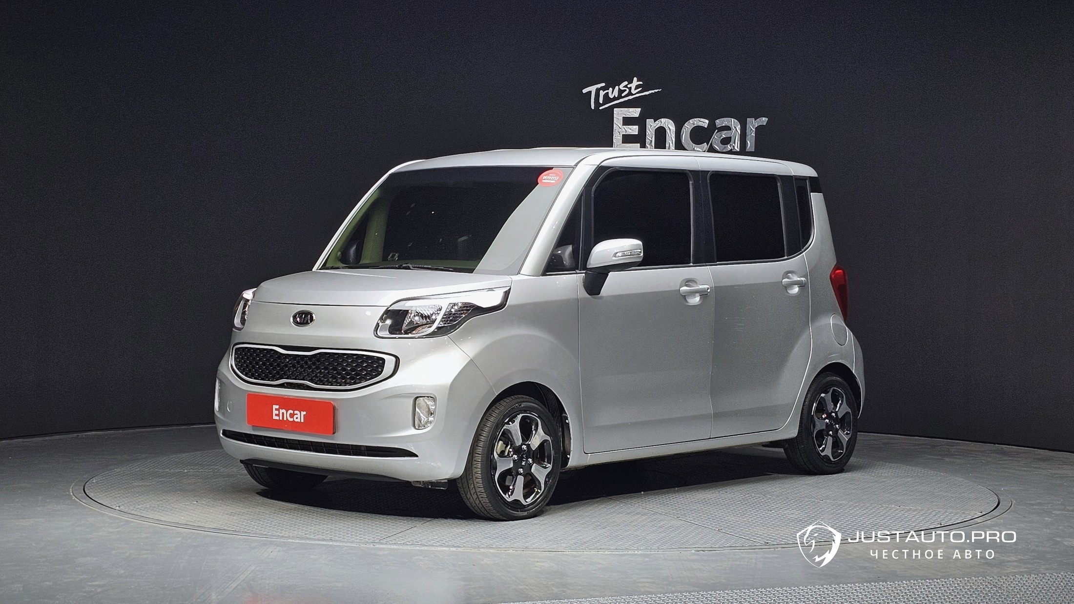 Автомобиль Kia RAY