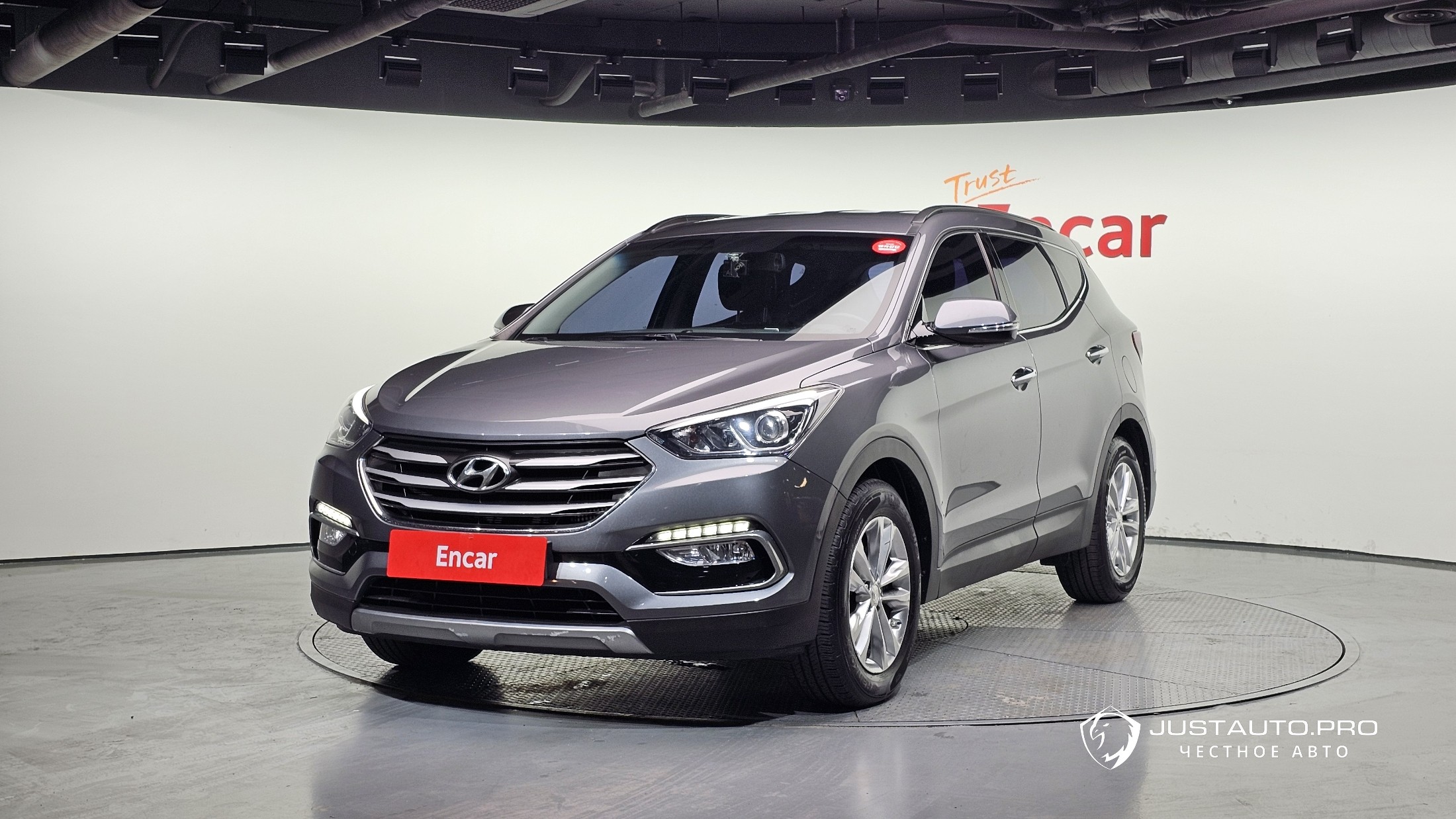 Автомобиль Hyundai Santafe