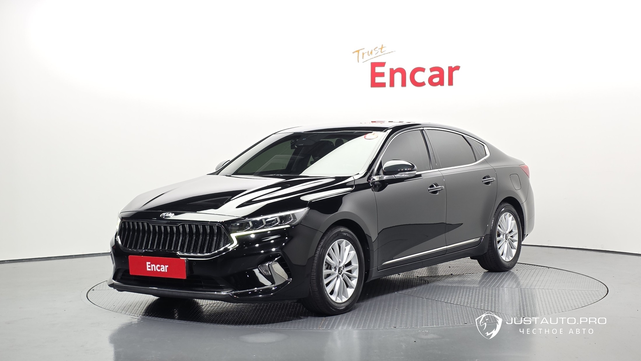 Автомобиль Kia K7