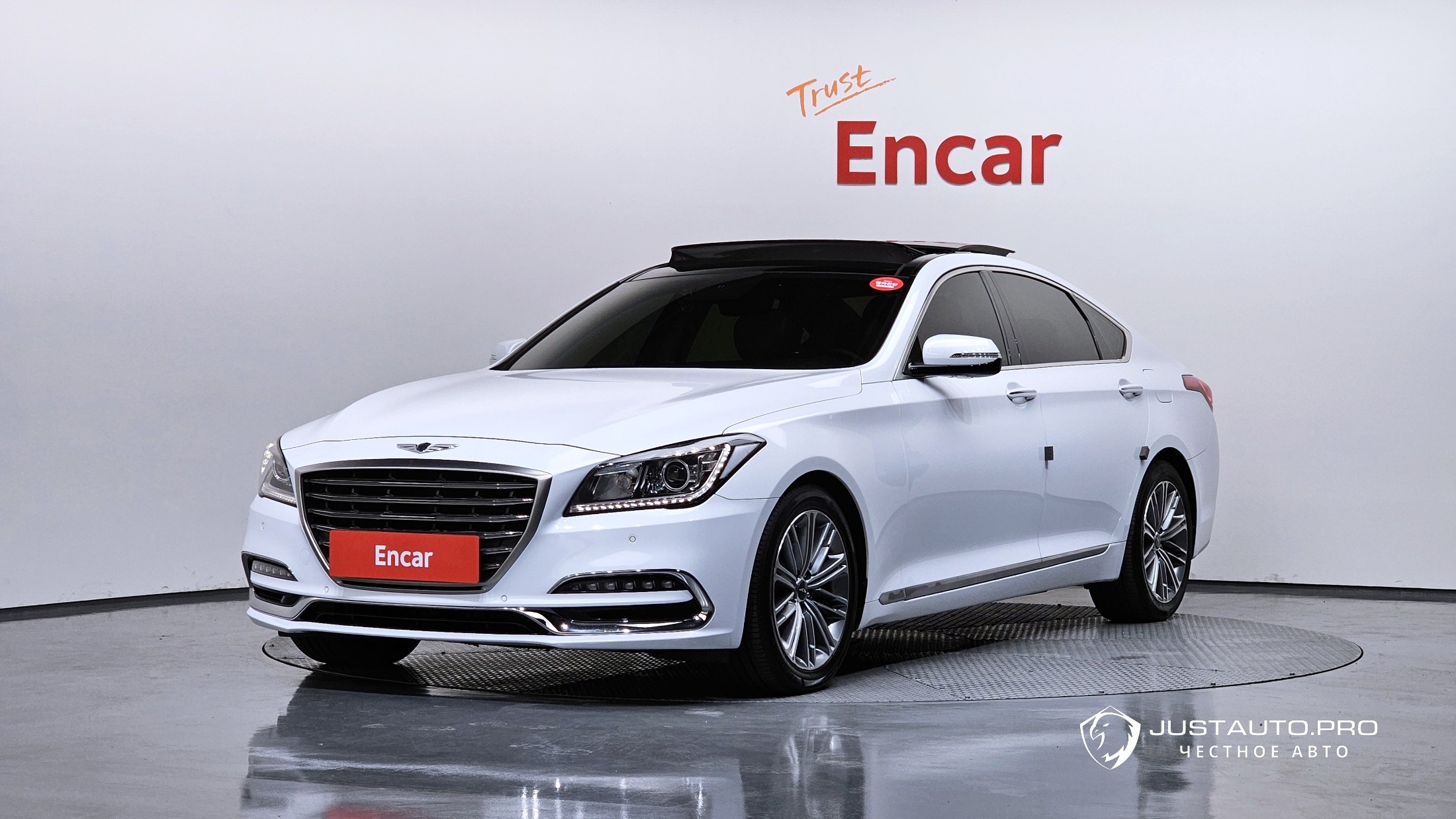 Автомобиль Genesis G80