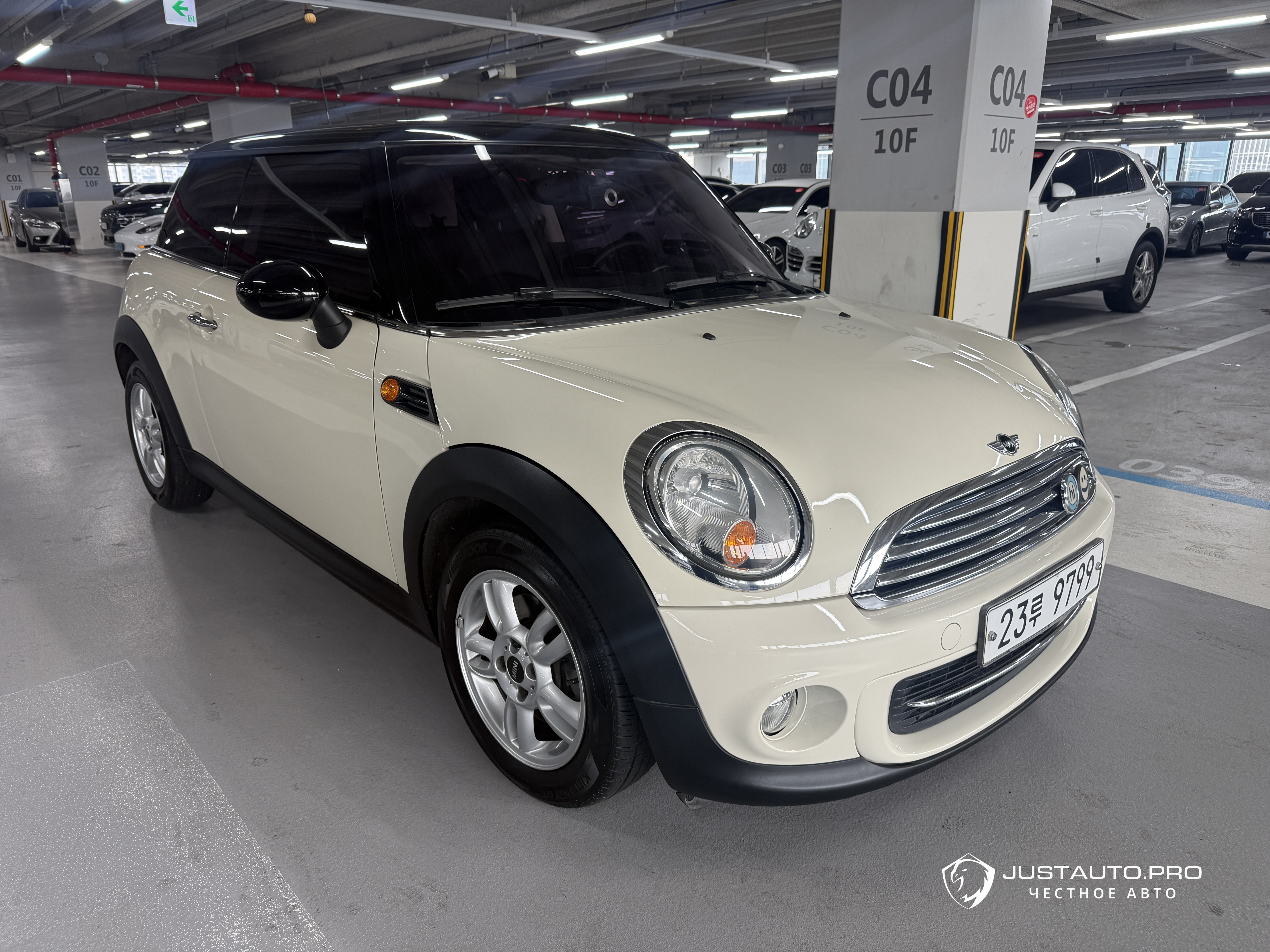 Автомобиль Mini Cooper