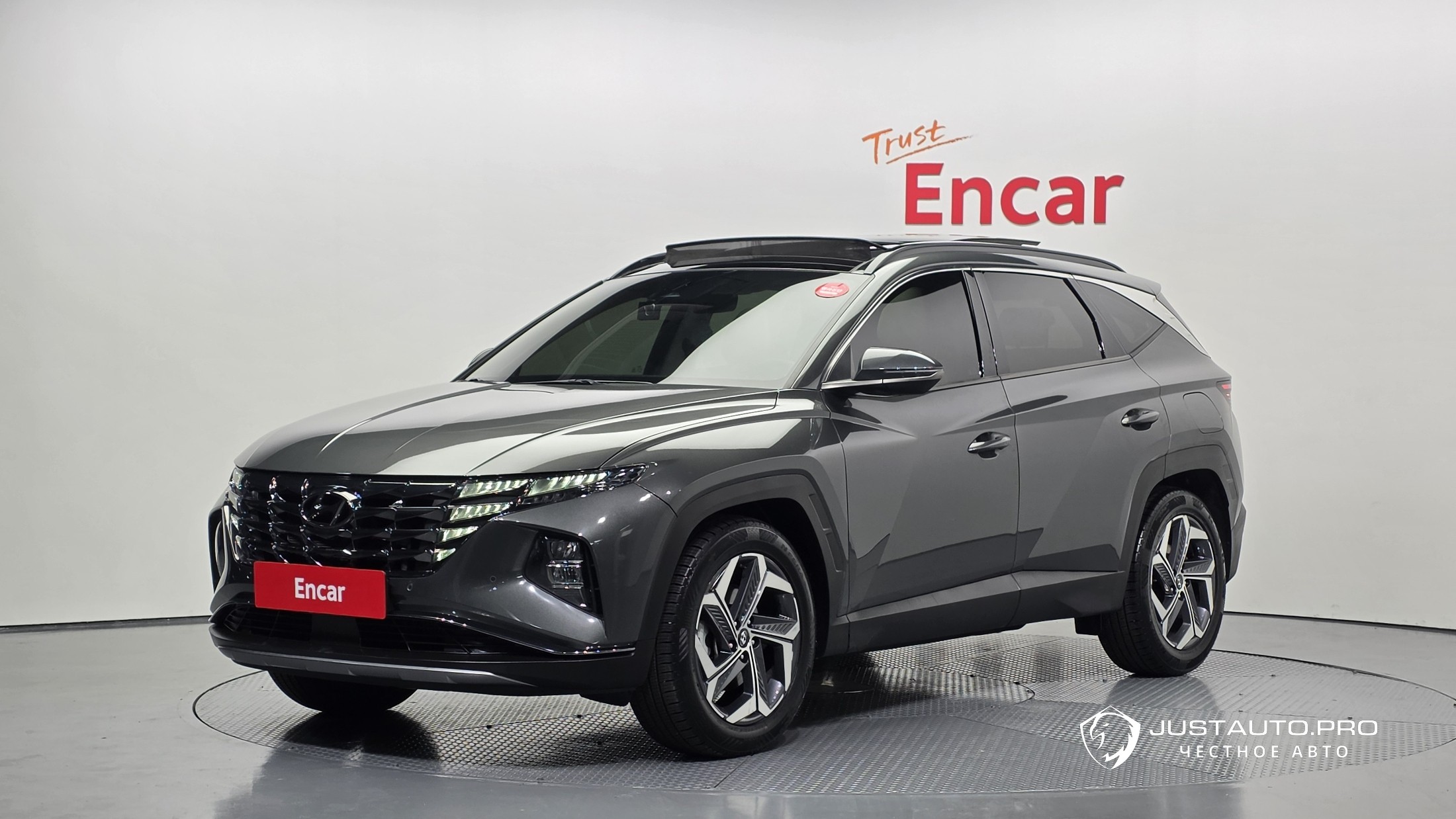 Автомобиль Hyundai Tucson