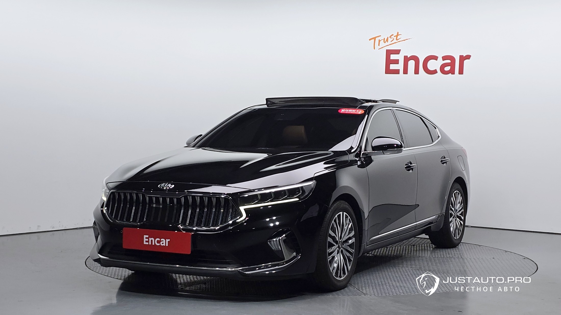 Автомобиль Kia K7