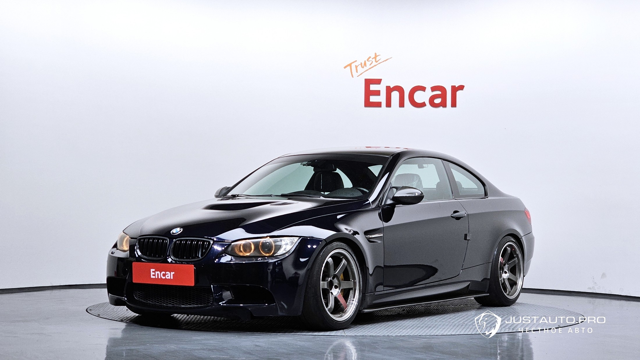 Автомобиль BMW M3