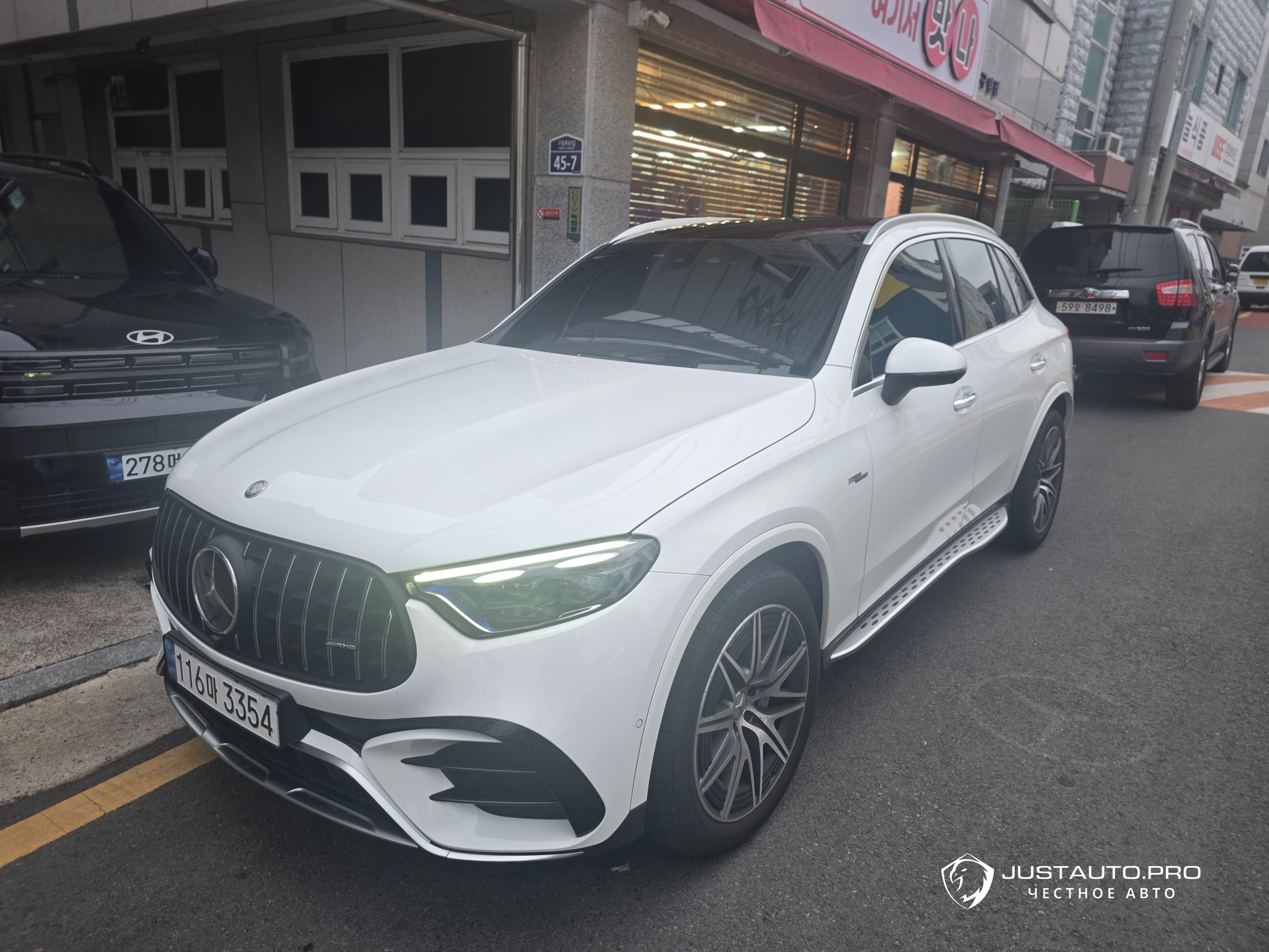 Автомобиль Mercedes-Benz GLC-Class