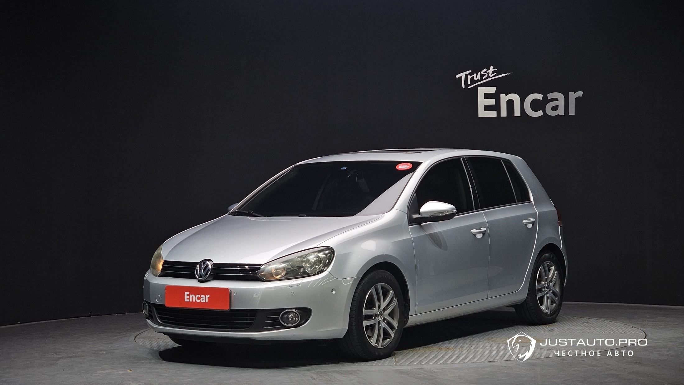 Автомобиль Volkswagen Golf