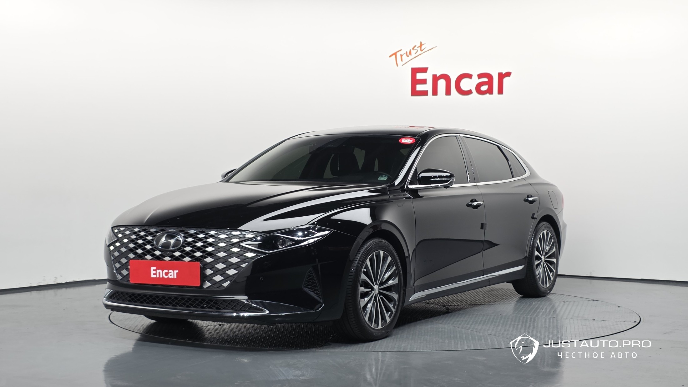 Автомобиль Hyundai Grandeur