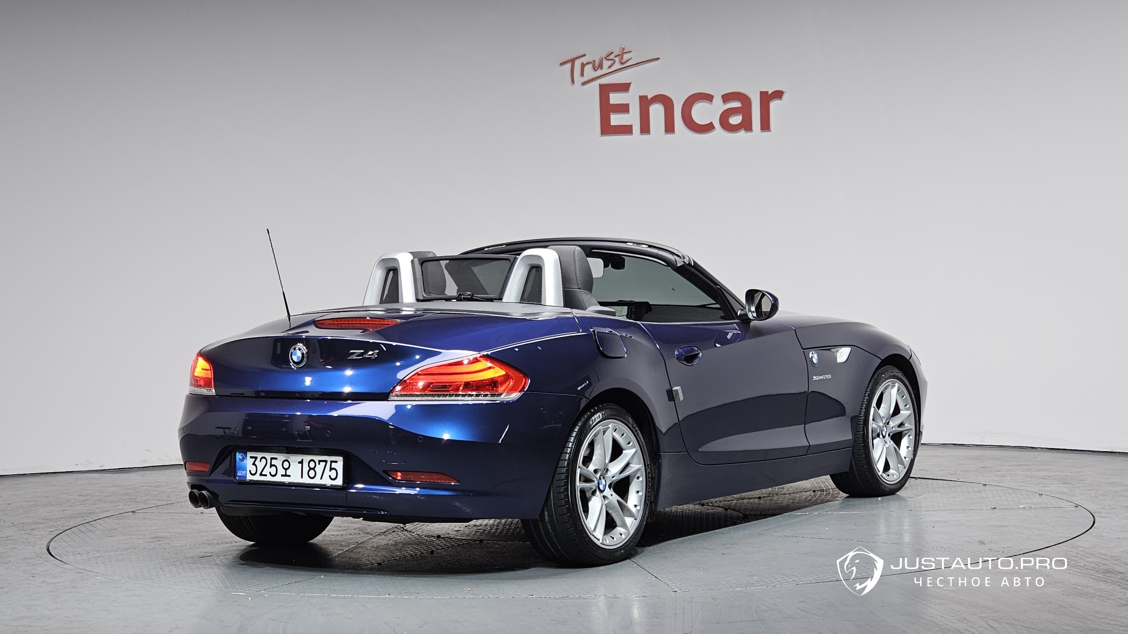 Автомобиль BMW Z4