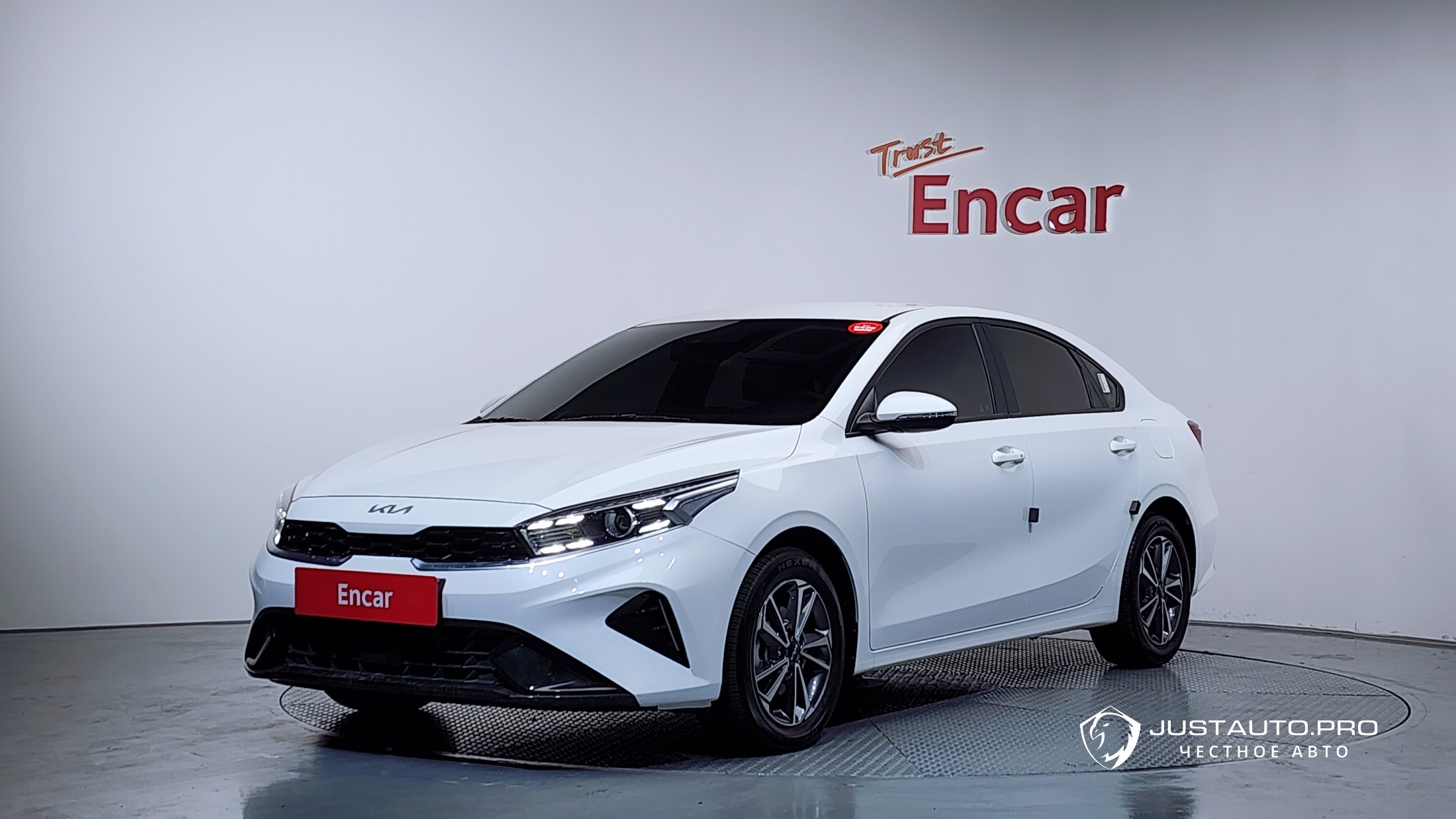 Автомобиль Kia K3