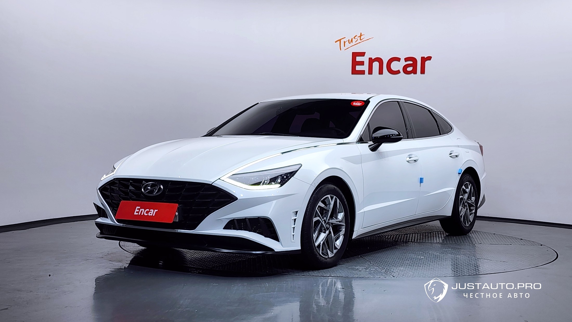 Автомобиль Hyundai Sonata