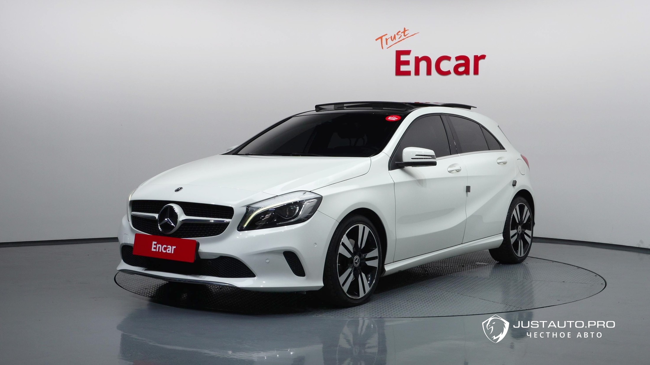 Автомобиль Mercedes-Benz A-Class
