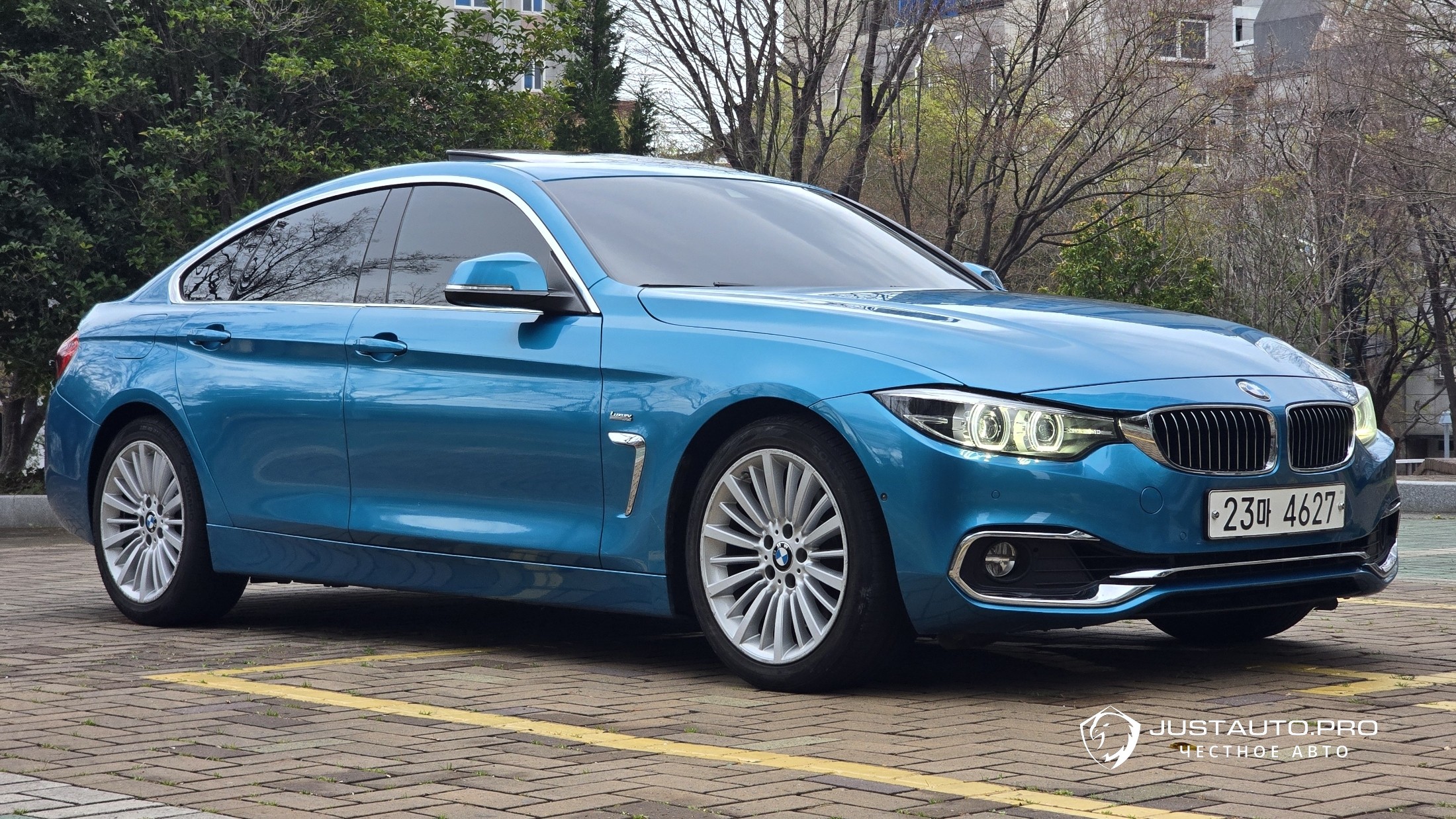 Автомобиль BMW 4-Series