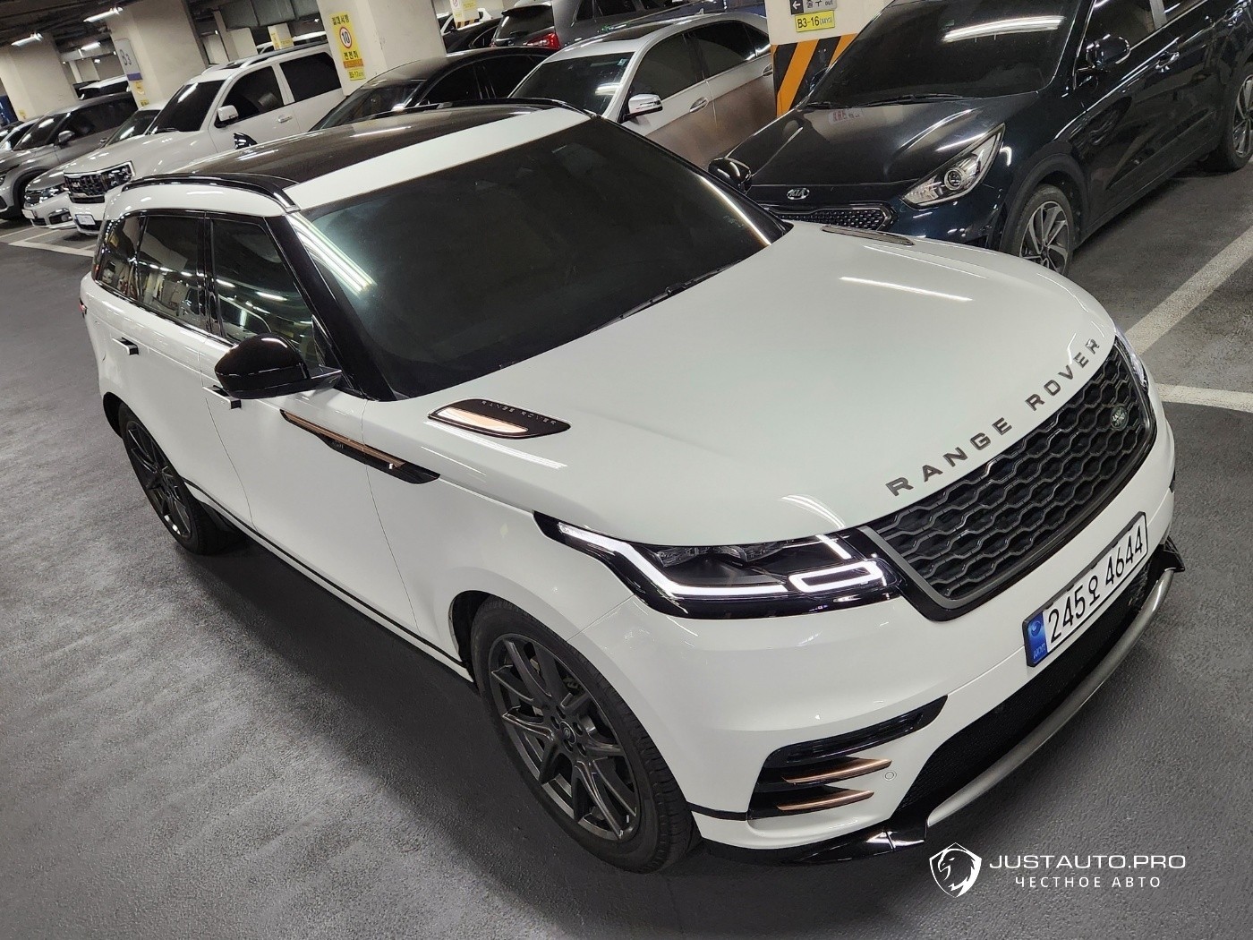 Автомобиль Land Rover Range Rover Velar
