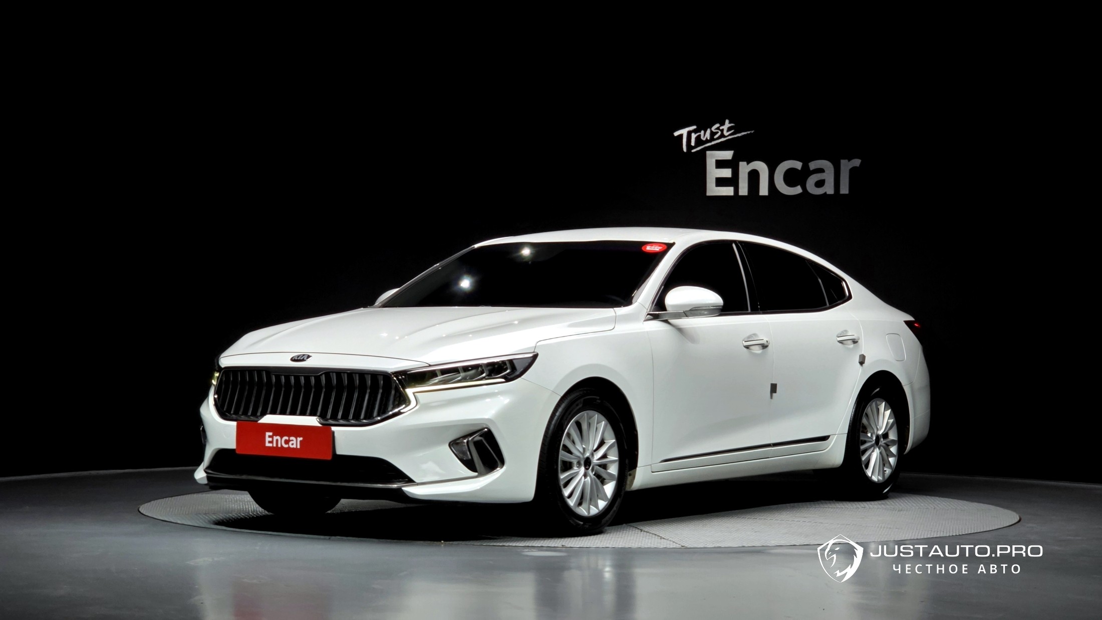 Автомобиль Kia K7