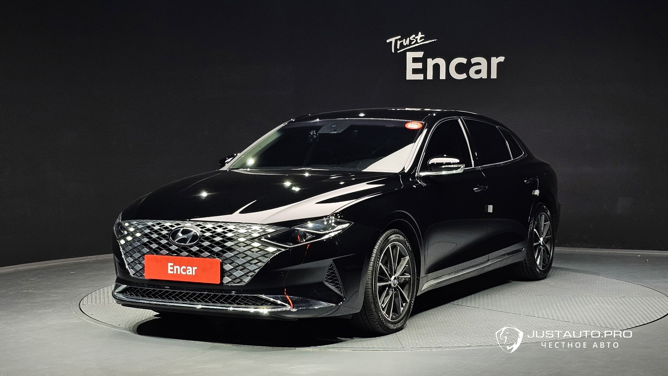 Автомобиль Hyundai Grandeur