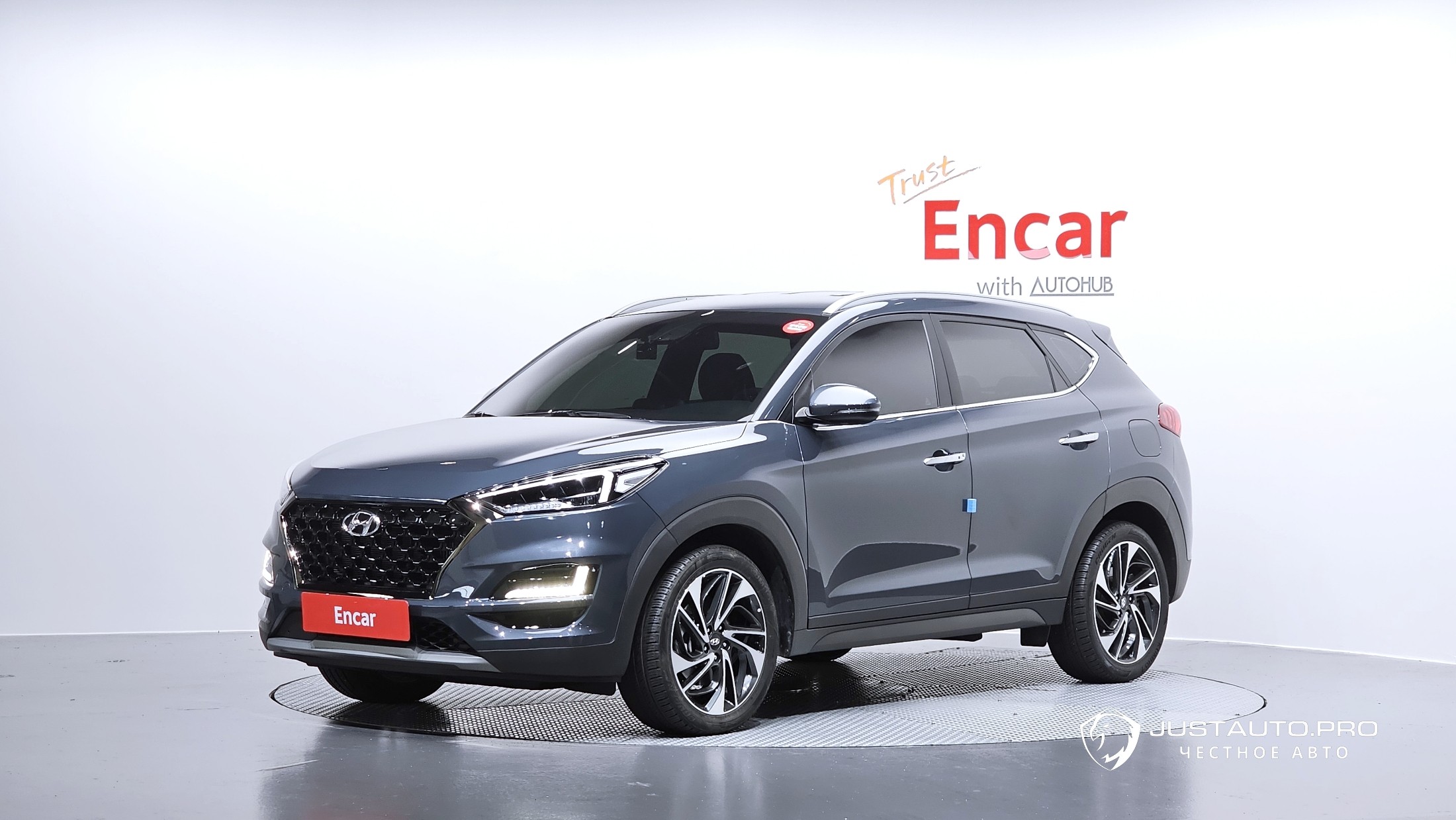 Автомобиль Hyundai Tucson
