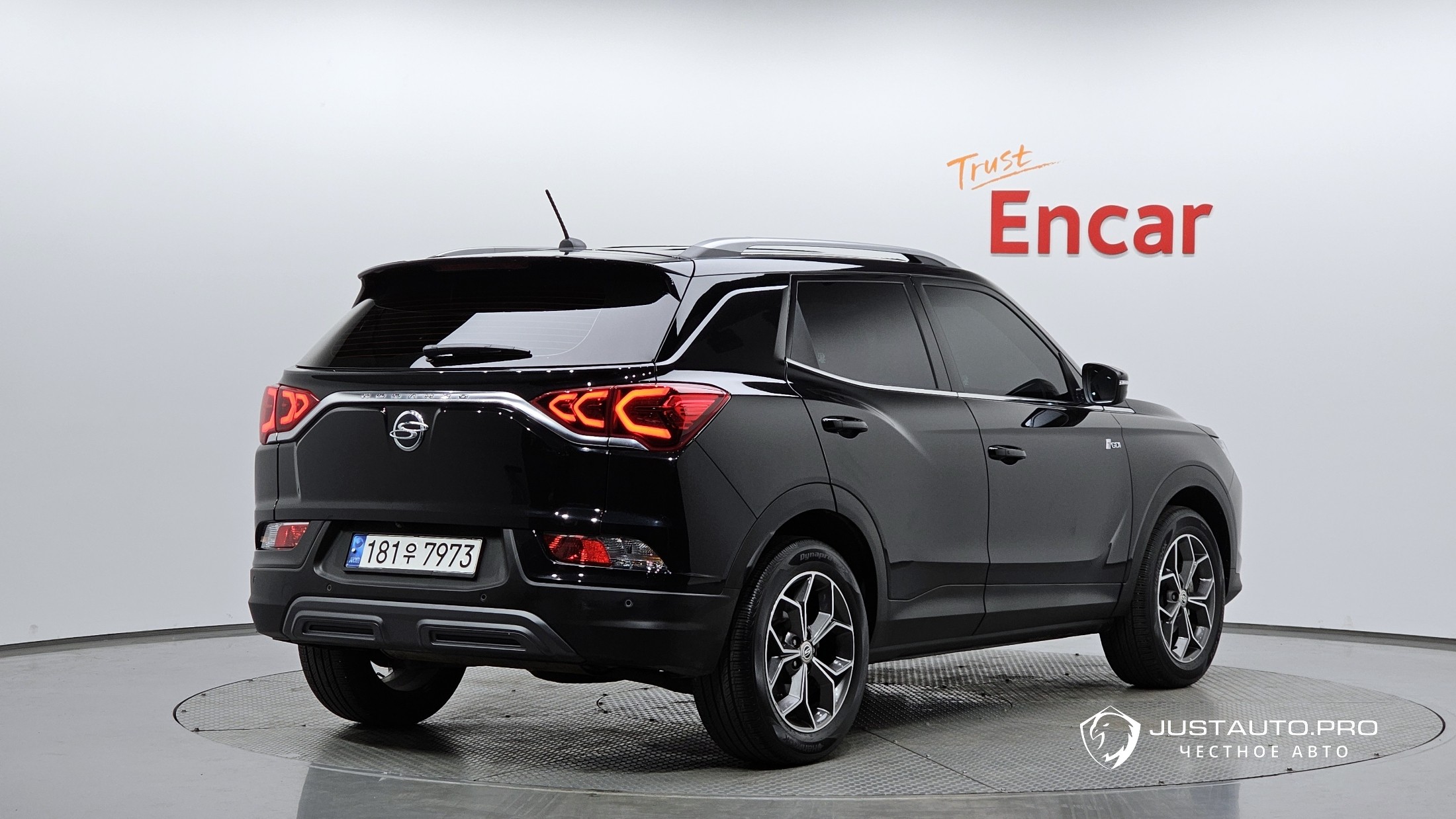 Автомобиль KG_Mobility_Ssangyong KORANDO