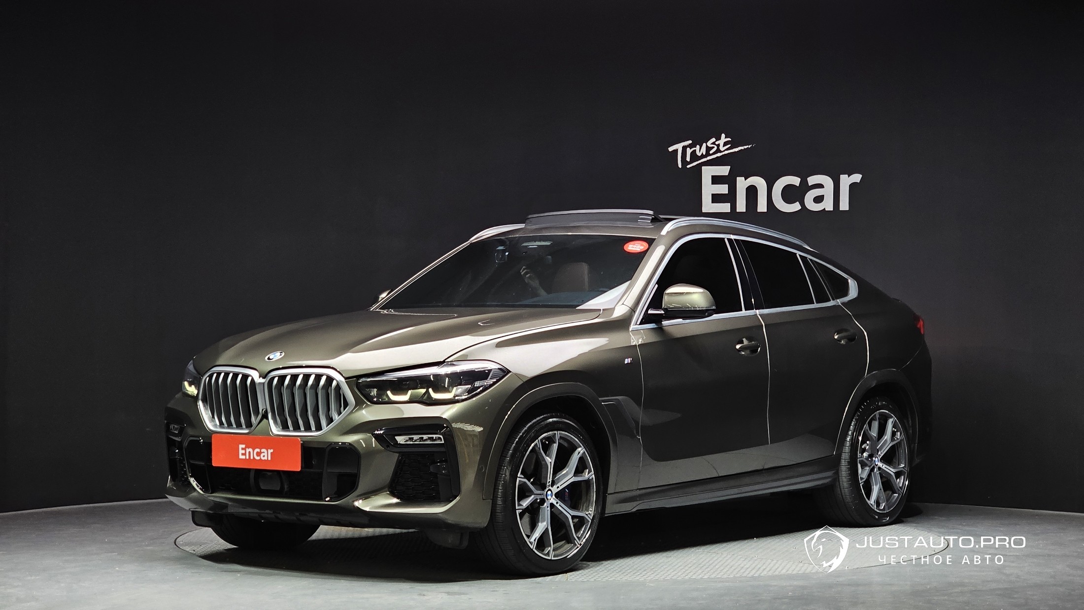 Автомобиль BMW X6