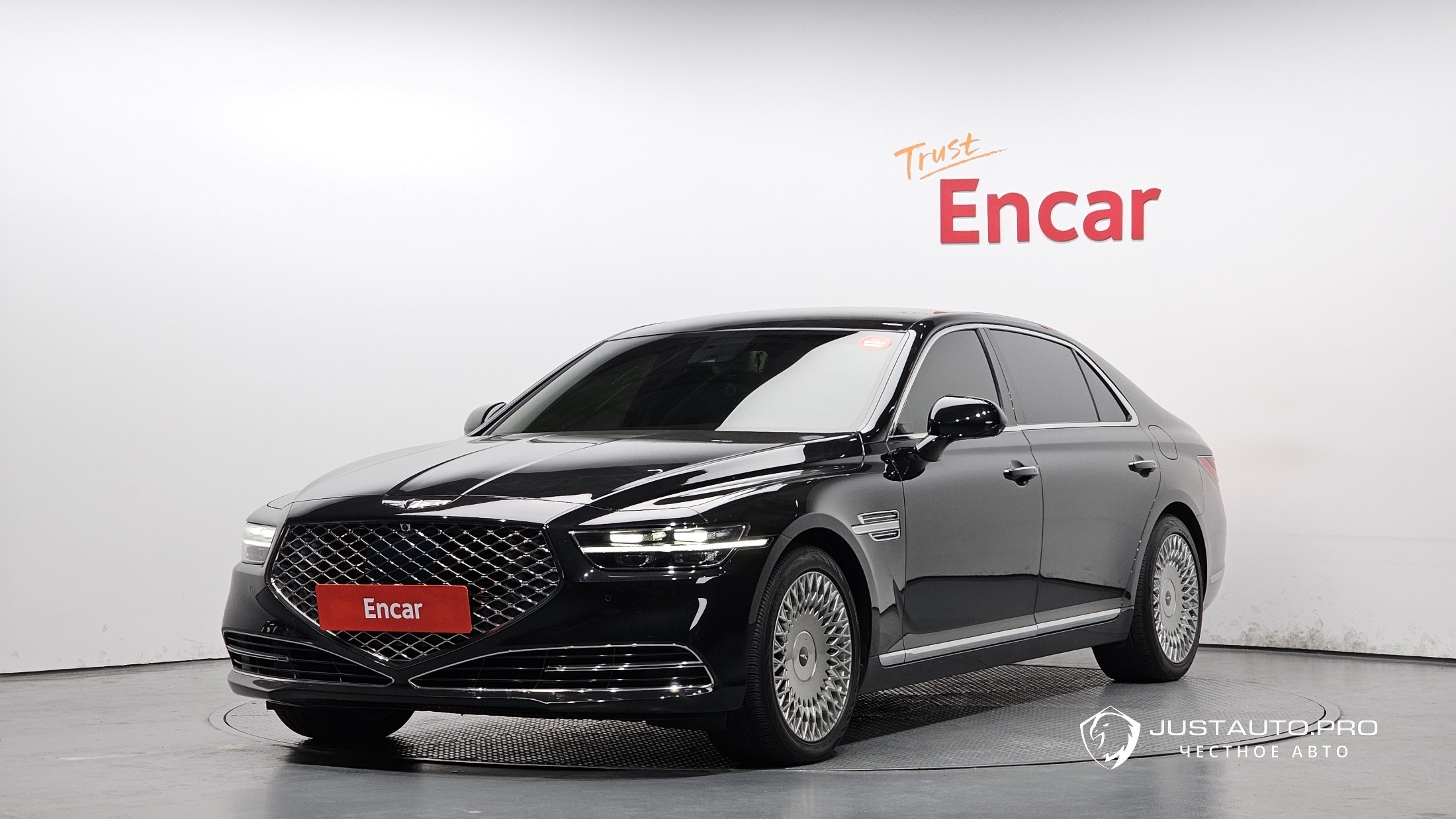 Автомобиль Genesis G90