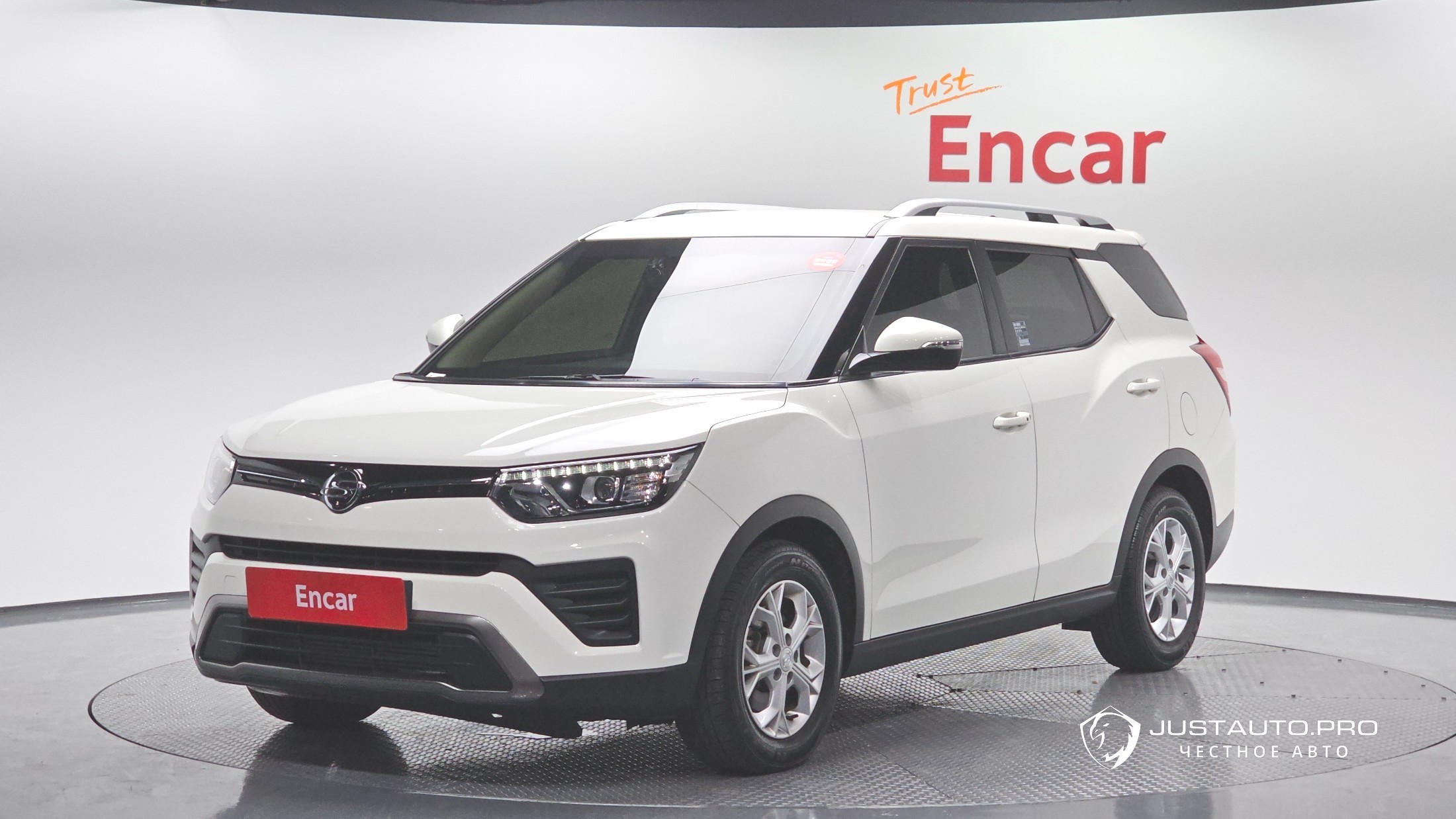 Автомобиль KG_Mobility_Ssangyong TIBOLI