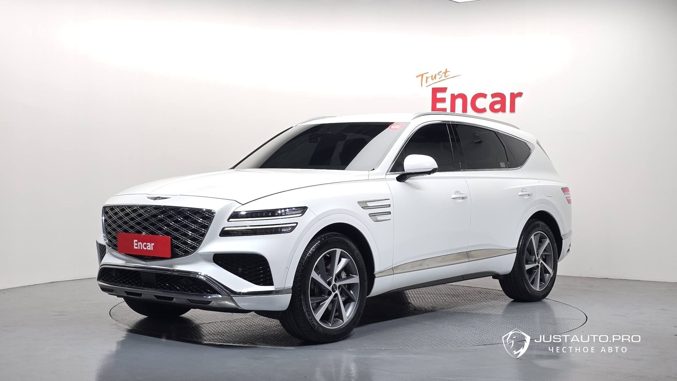 Автомобиль Genesis GV80