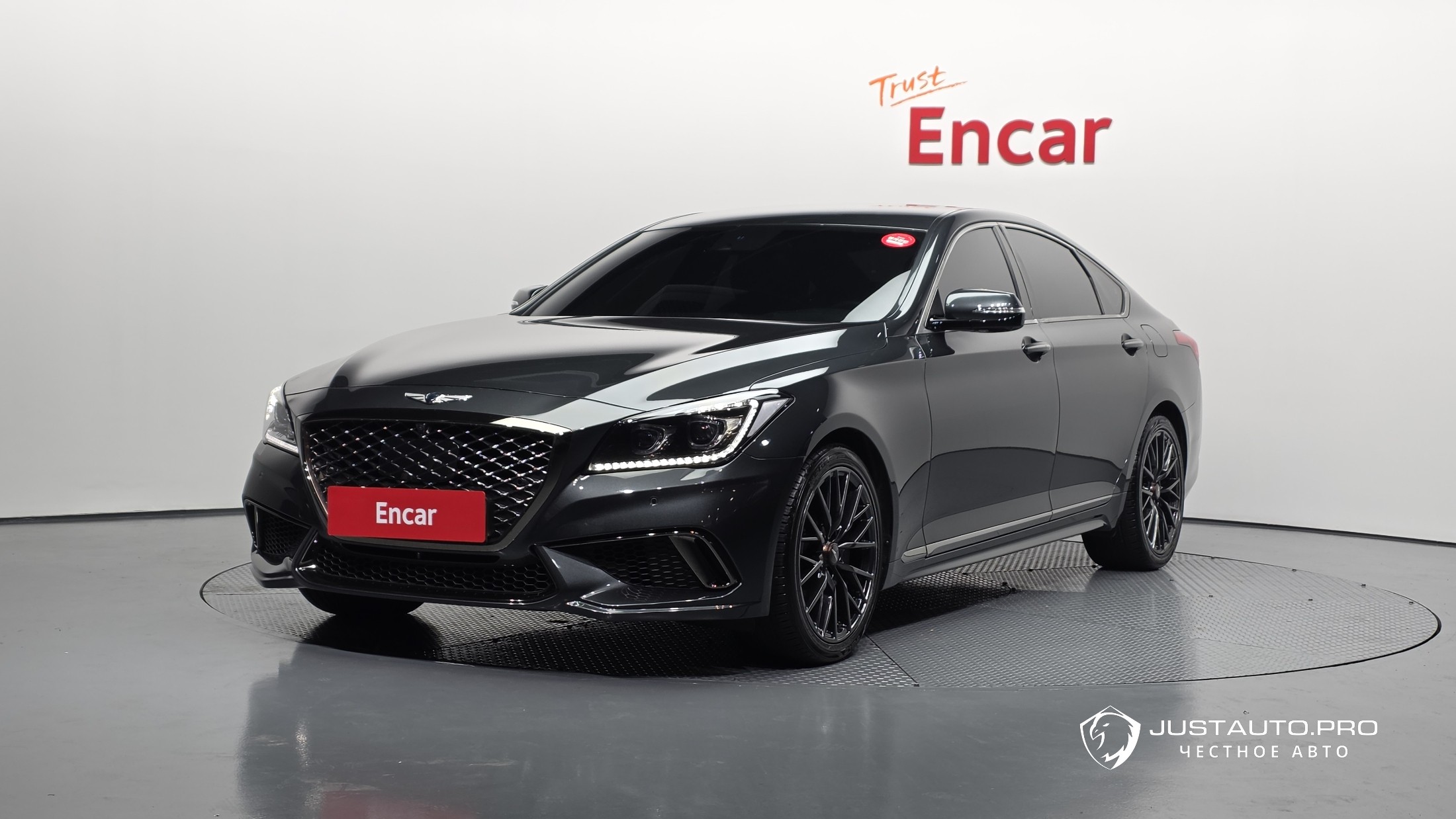 Автомобиль Genesis G80