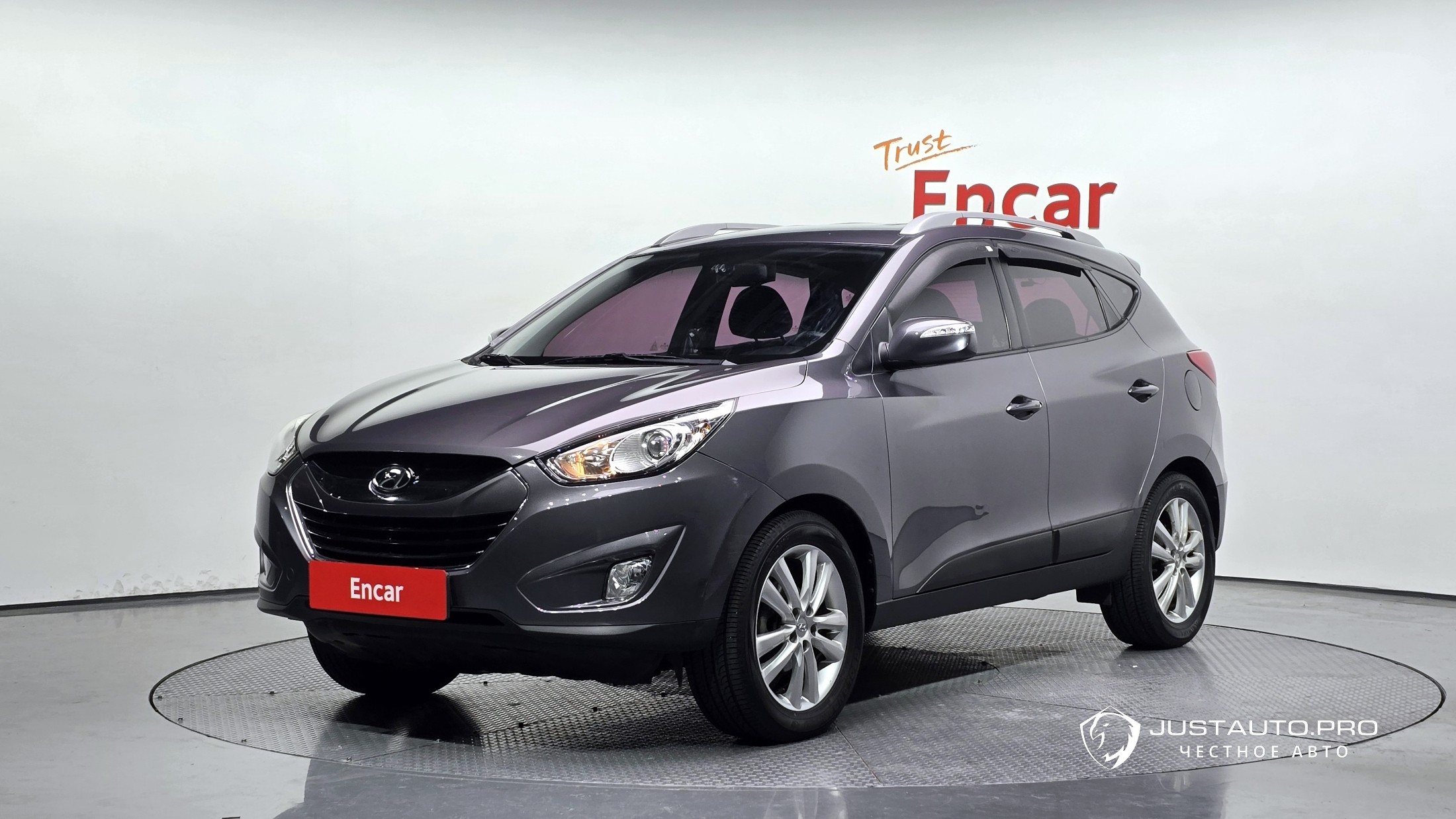 Автомобиль Hyundai Tucson