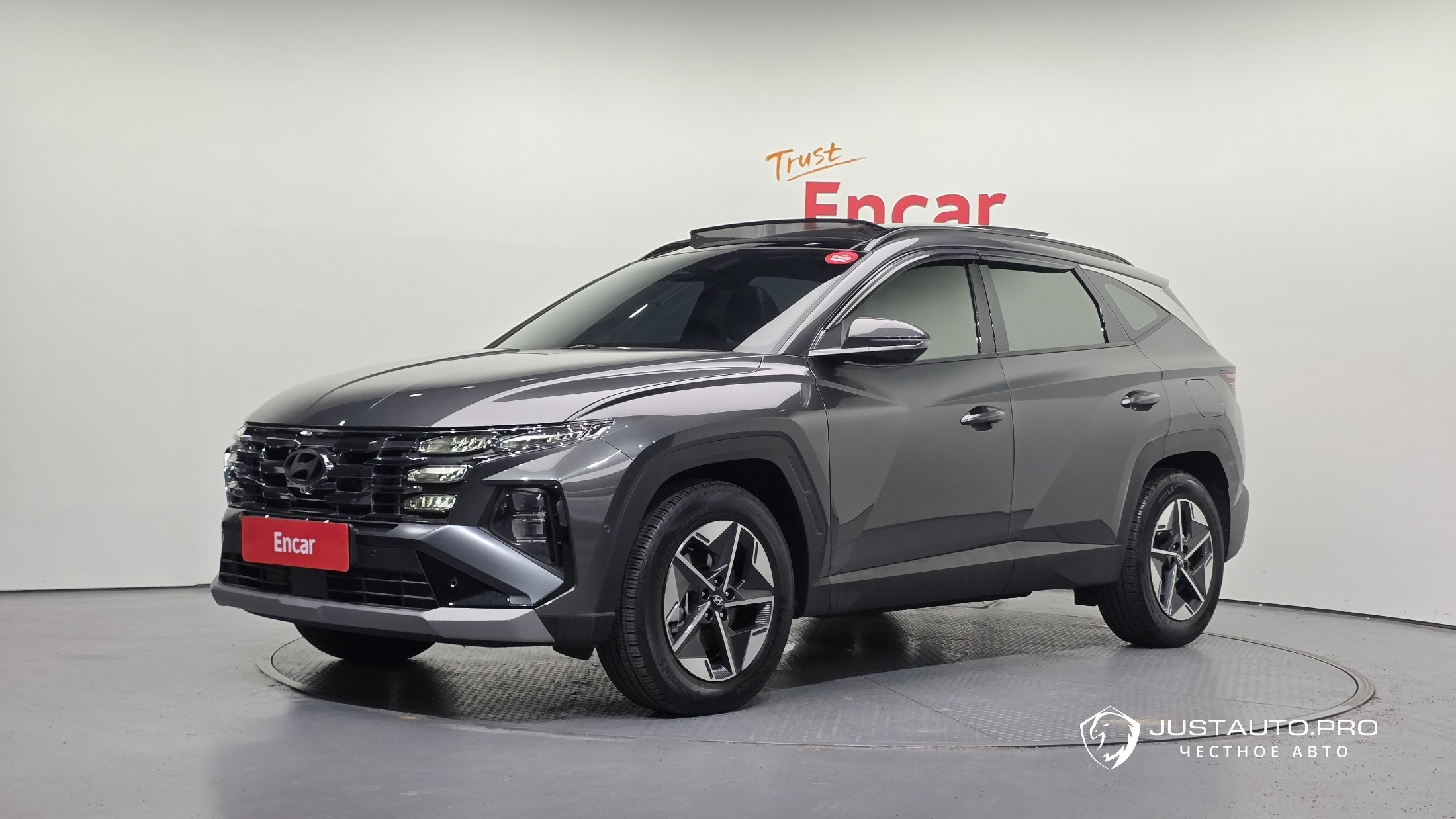 Автомобиль Hyundai Tucson