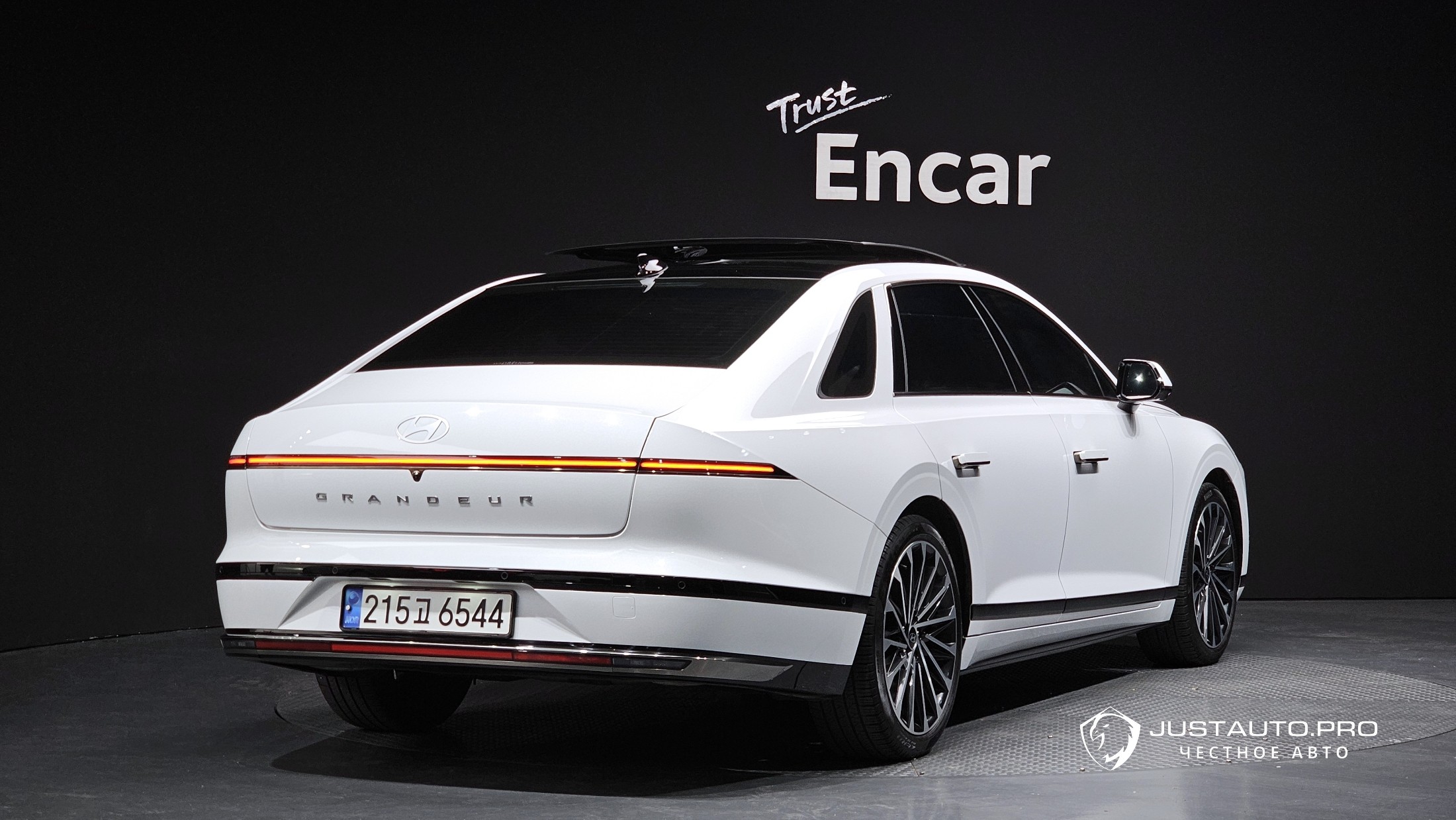 Автомобиль Hyundai Grandeur