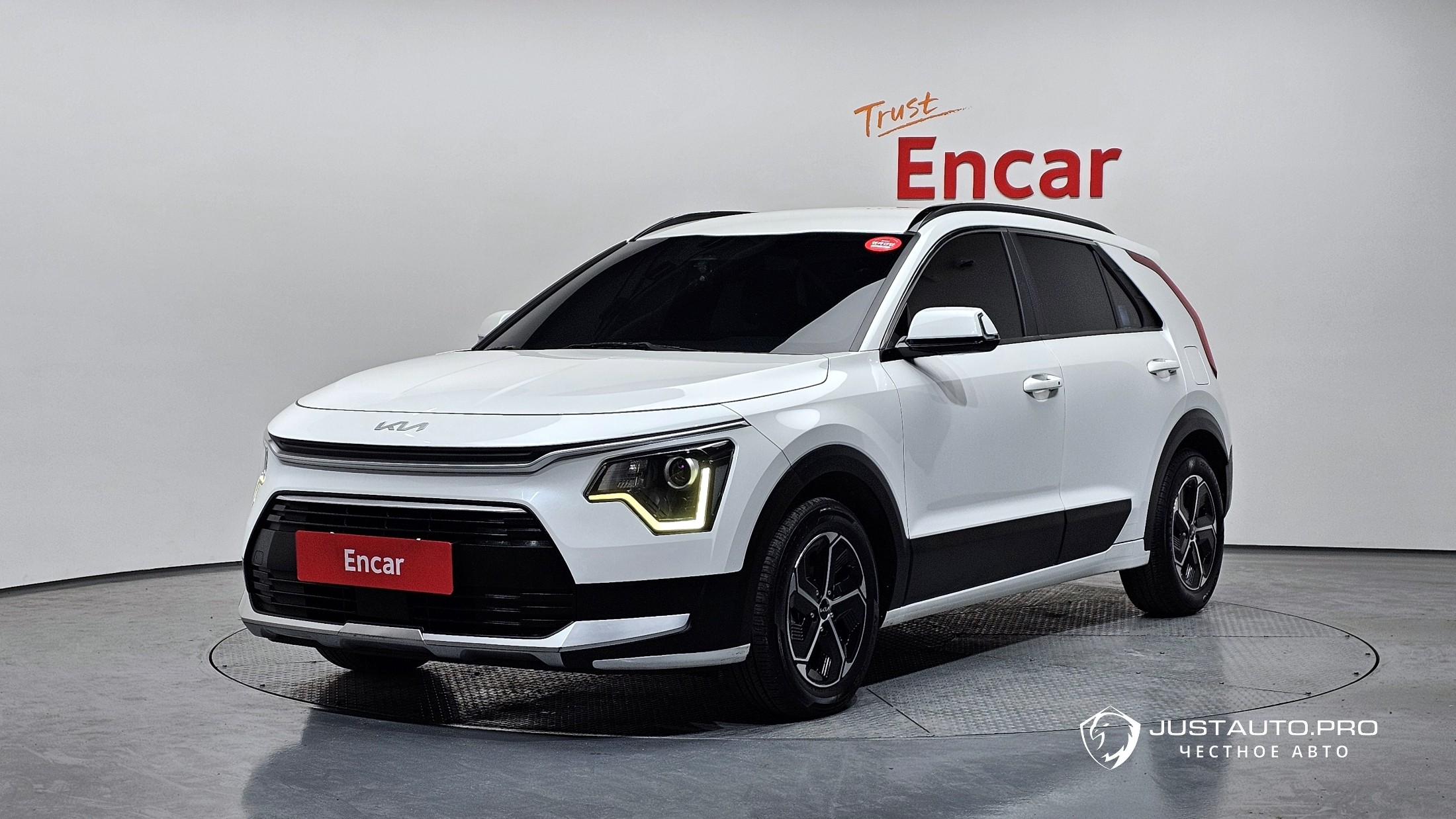 Автомобиль Kia Niro