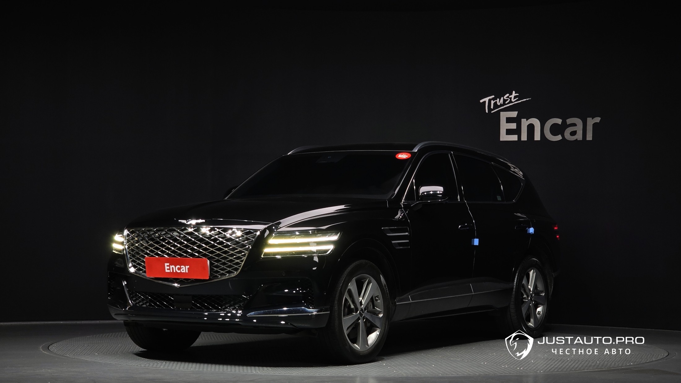 Автомобиль Genesis GV80