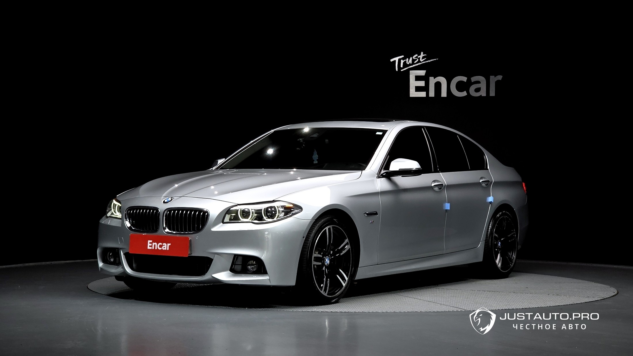 Автомобиль BMW 5-Series