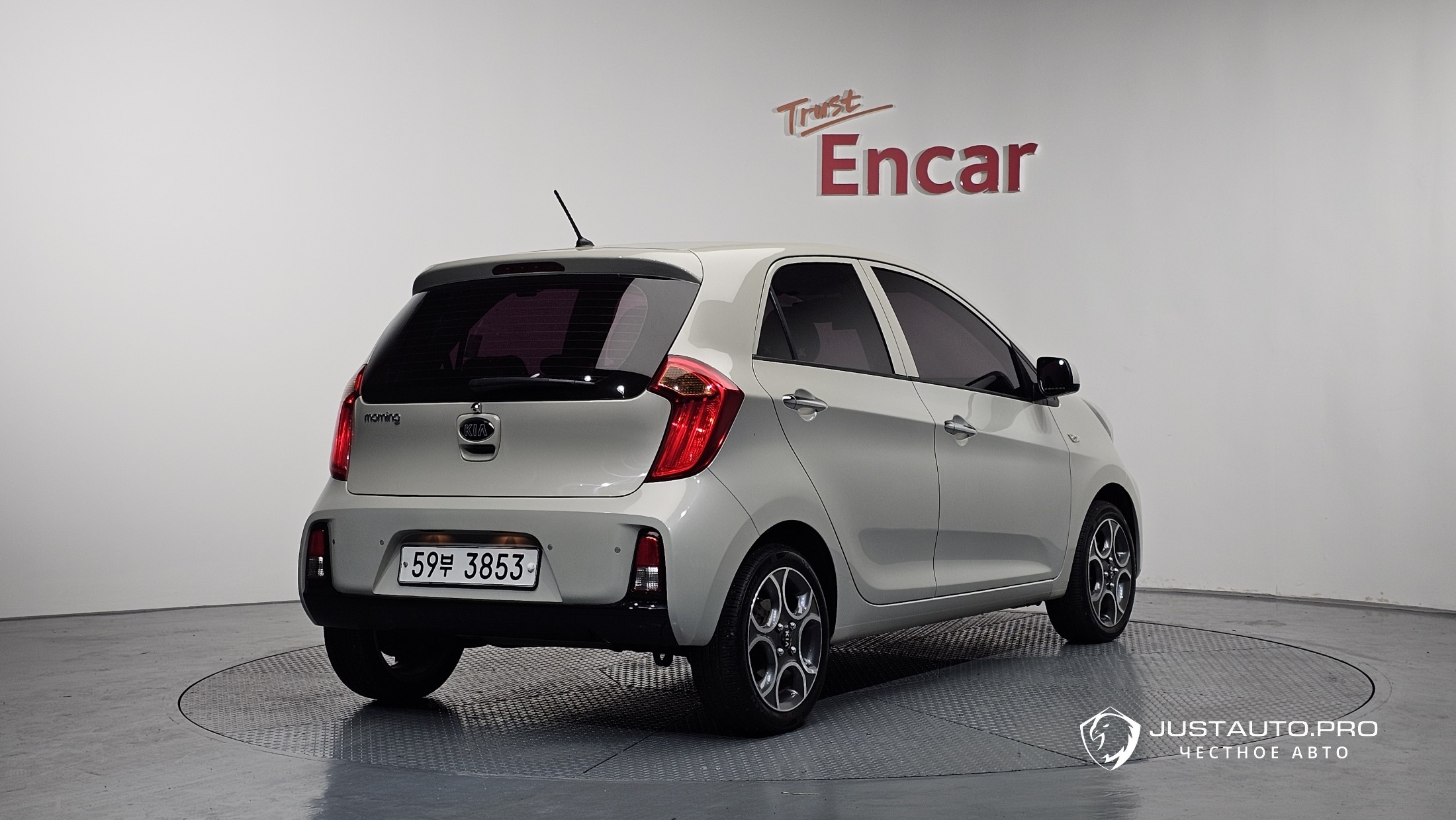 Автомобиль Kia morning