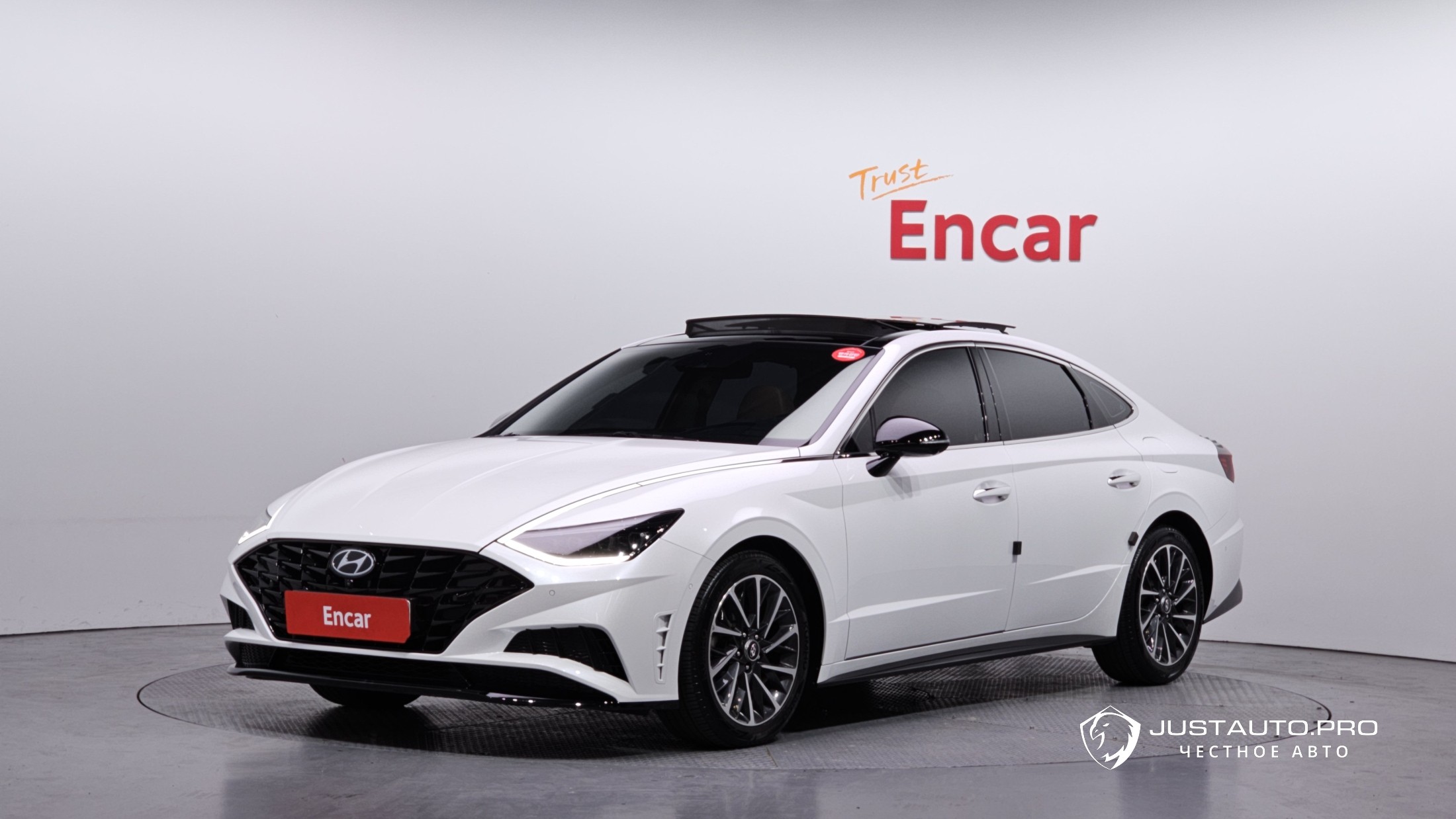 Автомобиль Hyundai Sonata