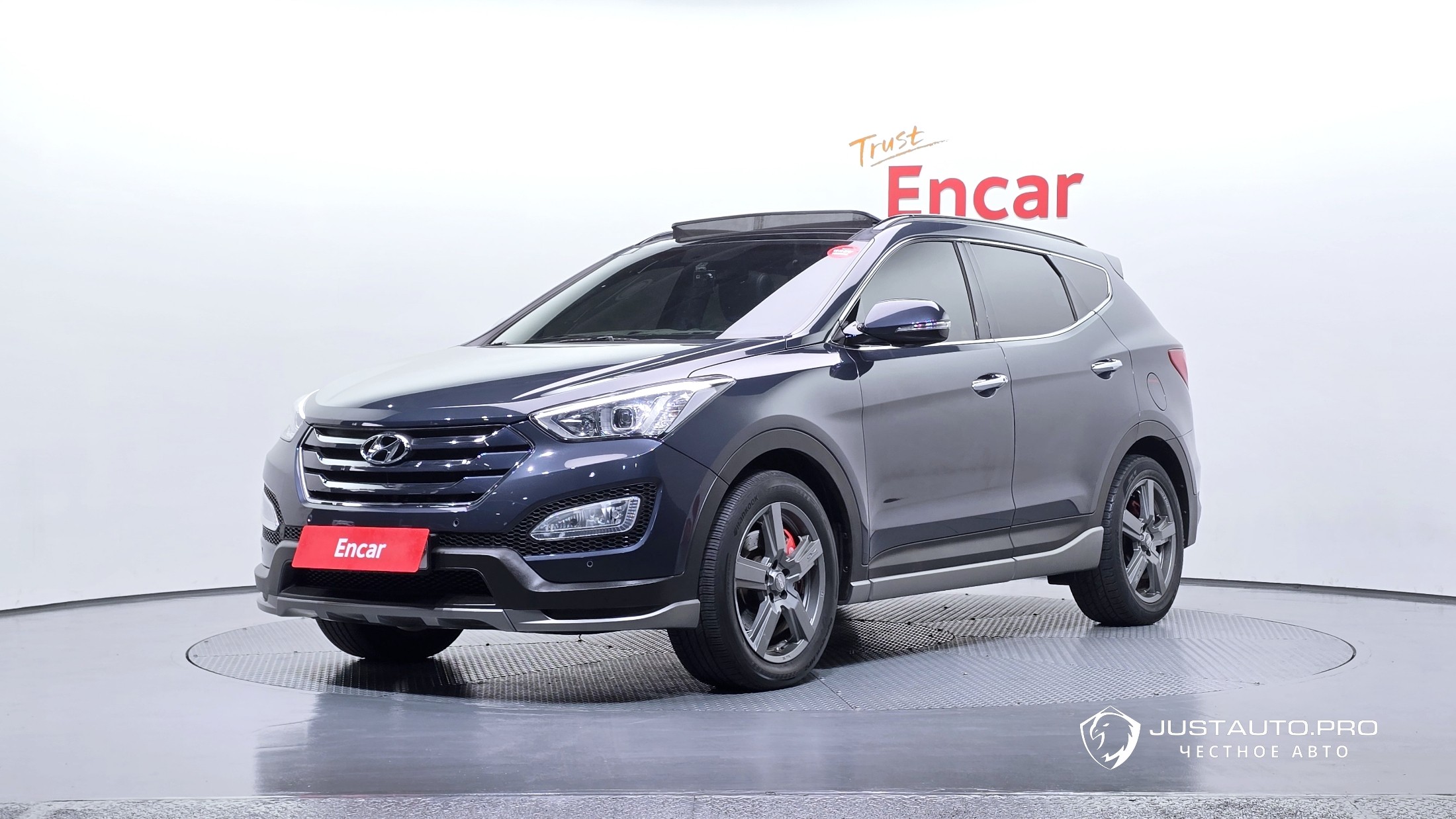 Автомобиль Hyundai Santafe