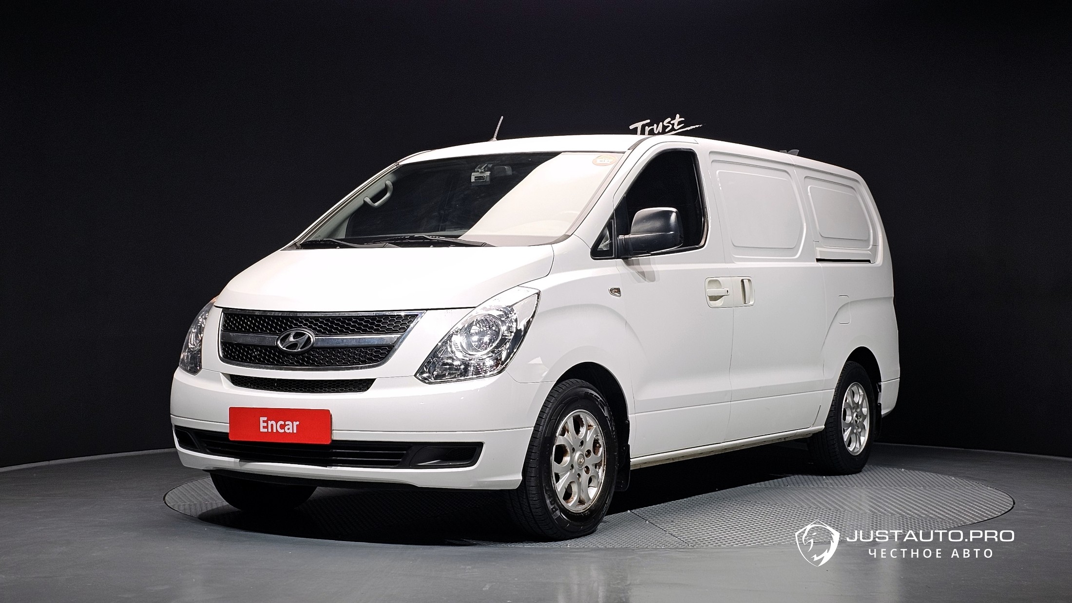 Автомобиль Hyundai Starex