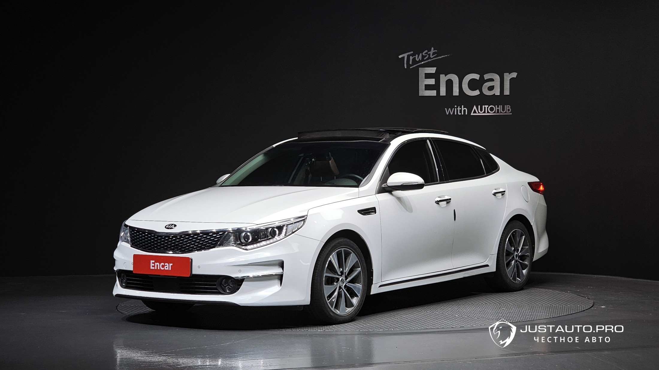 Автомобиль Kia K5