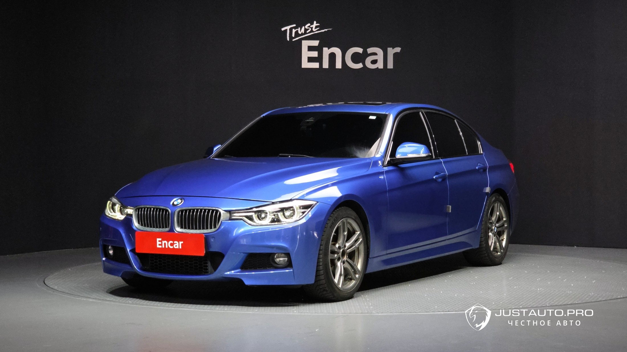 Автомобиль BMW 3-Series