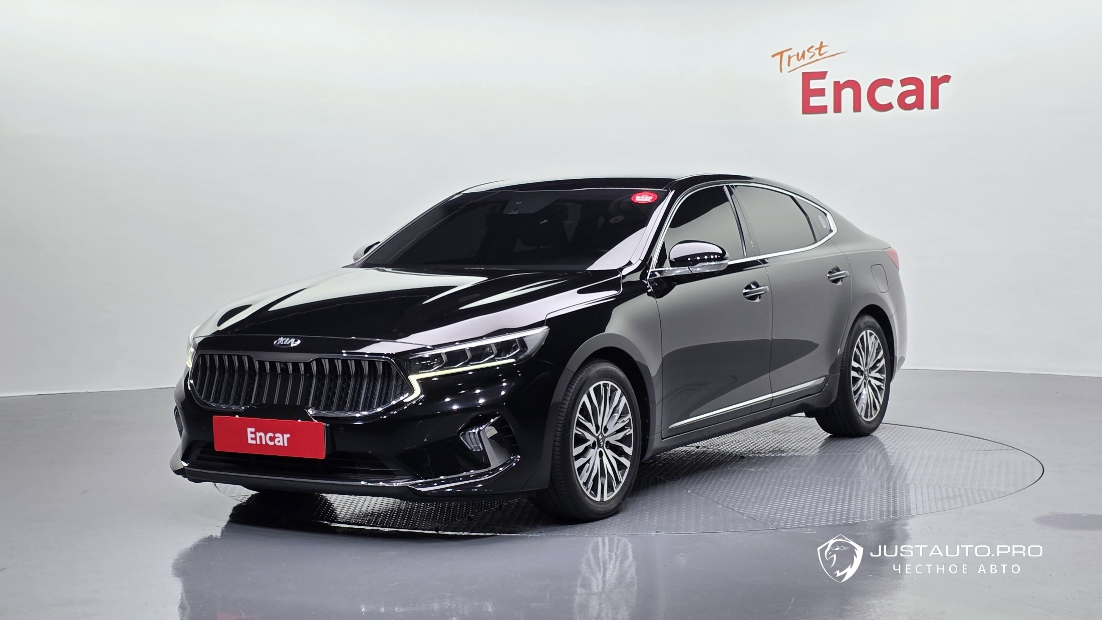 Автомобиль Kia K7