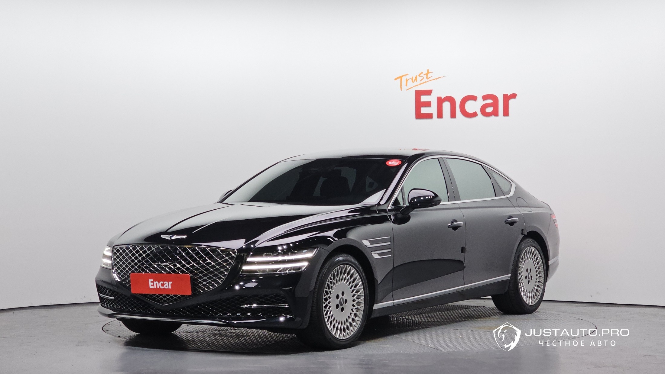 Автомобиль Genesis G80