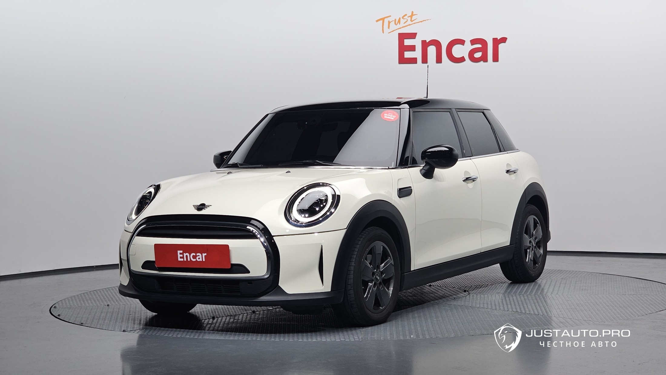 Автомобиль Mini Cooper