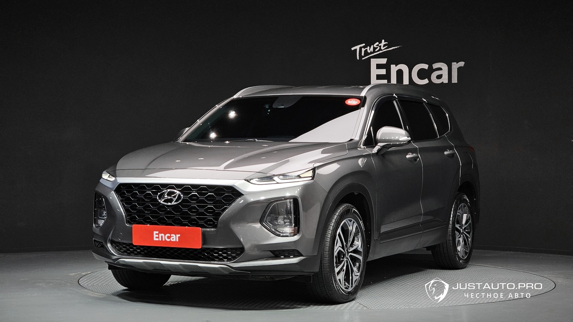 Автомобиль Hyundai Santafe