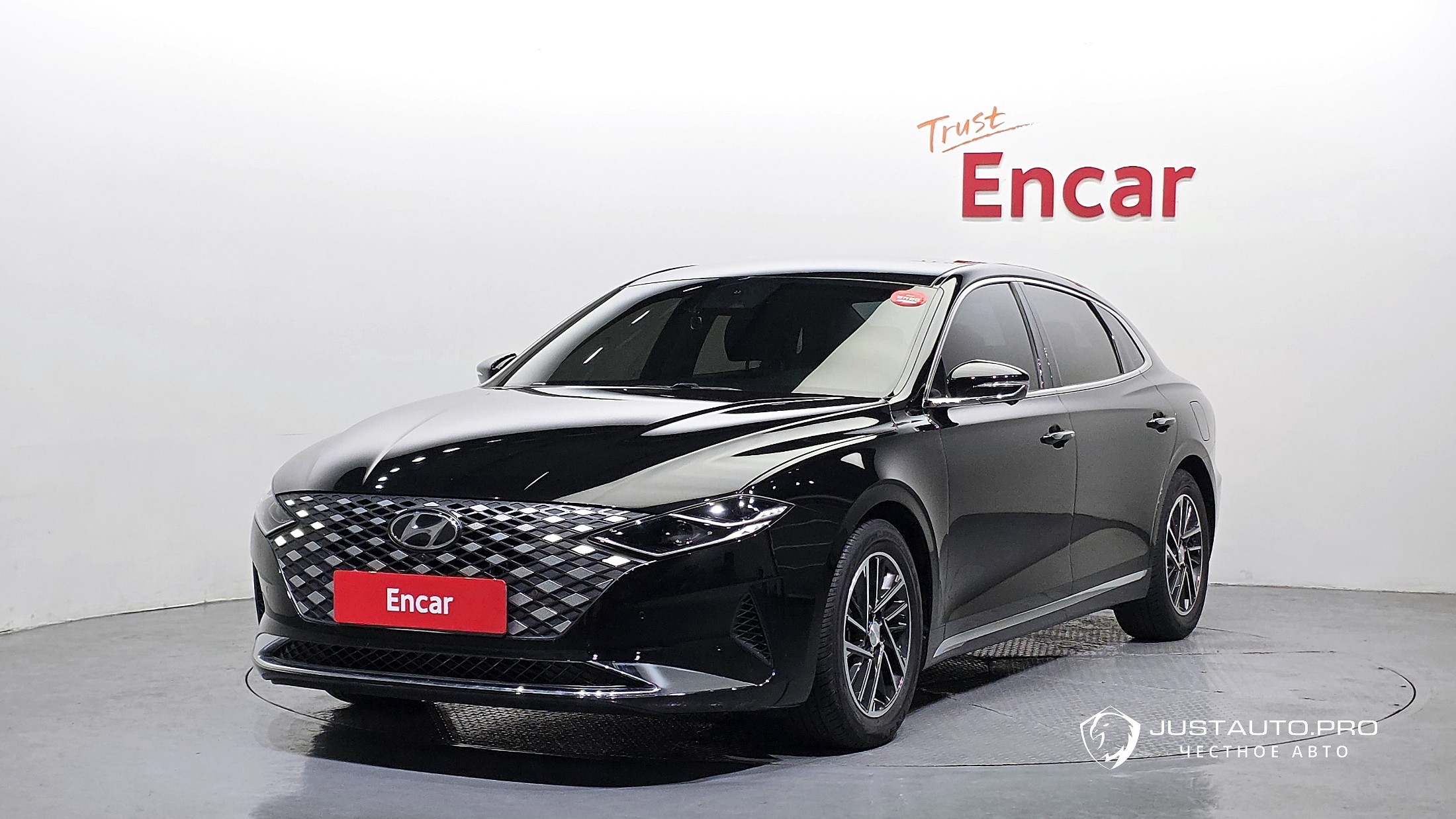 Автомобиль Hyundai Grandeur