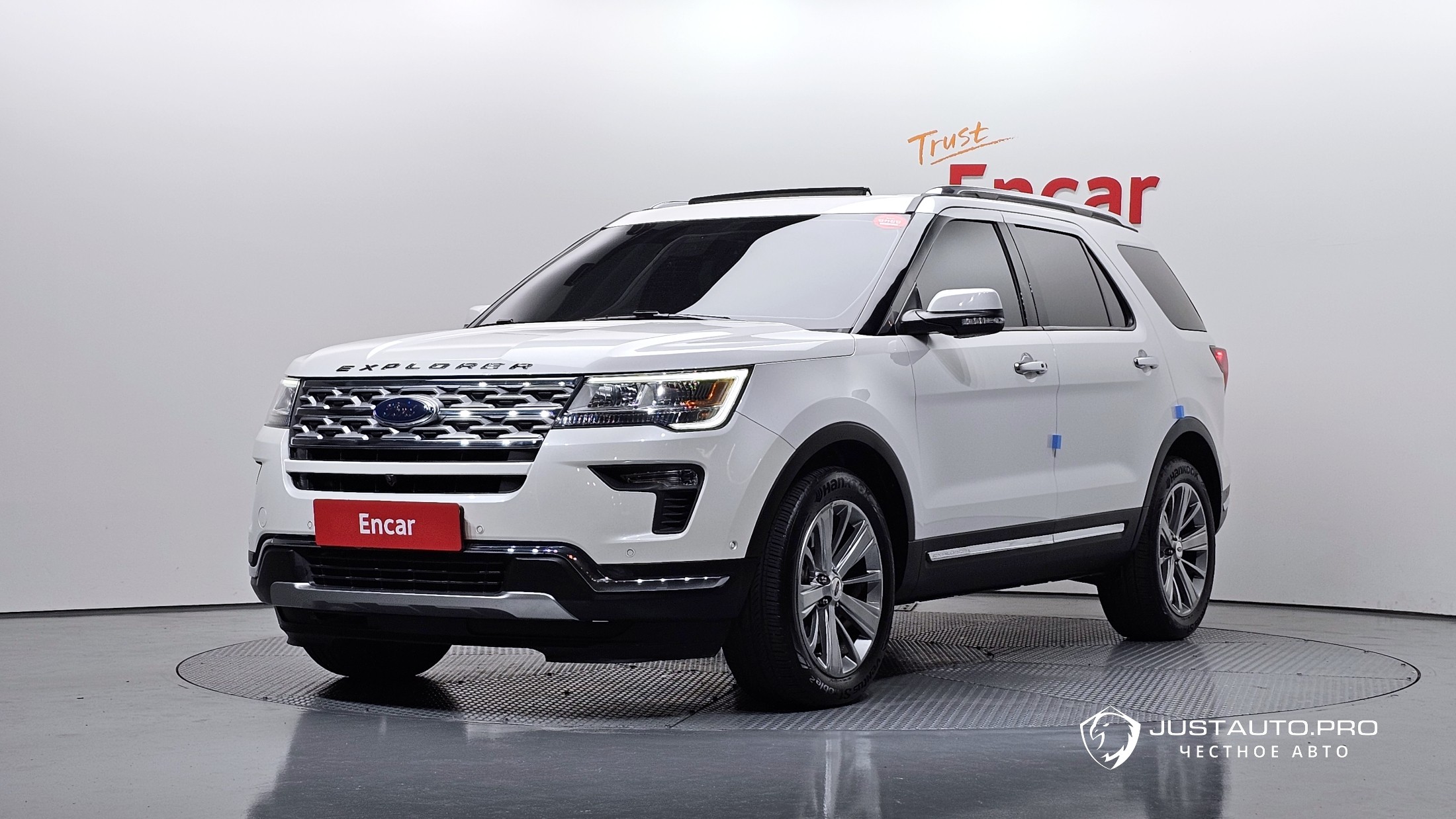 Автомобиль Ford Explorer