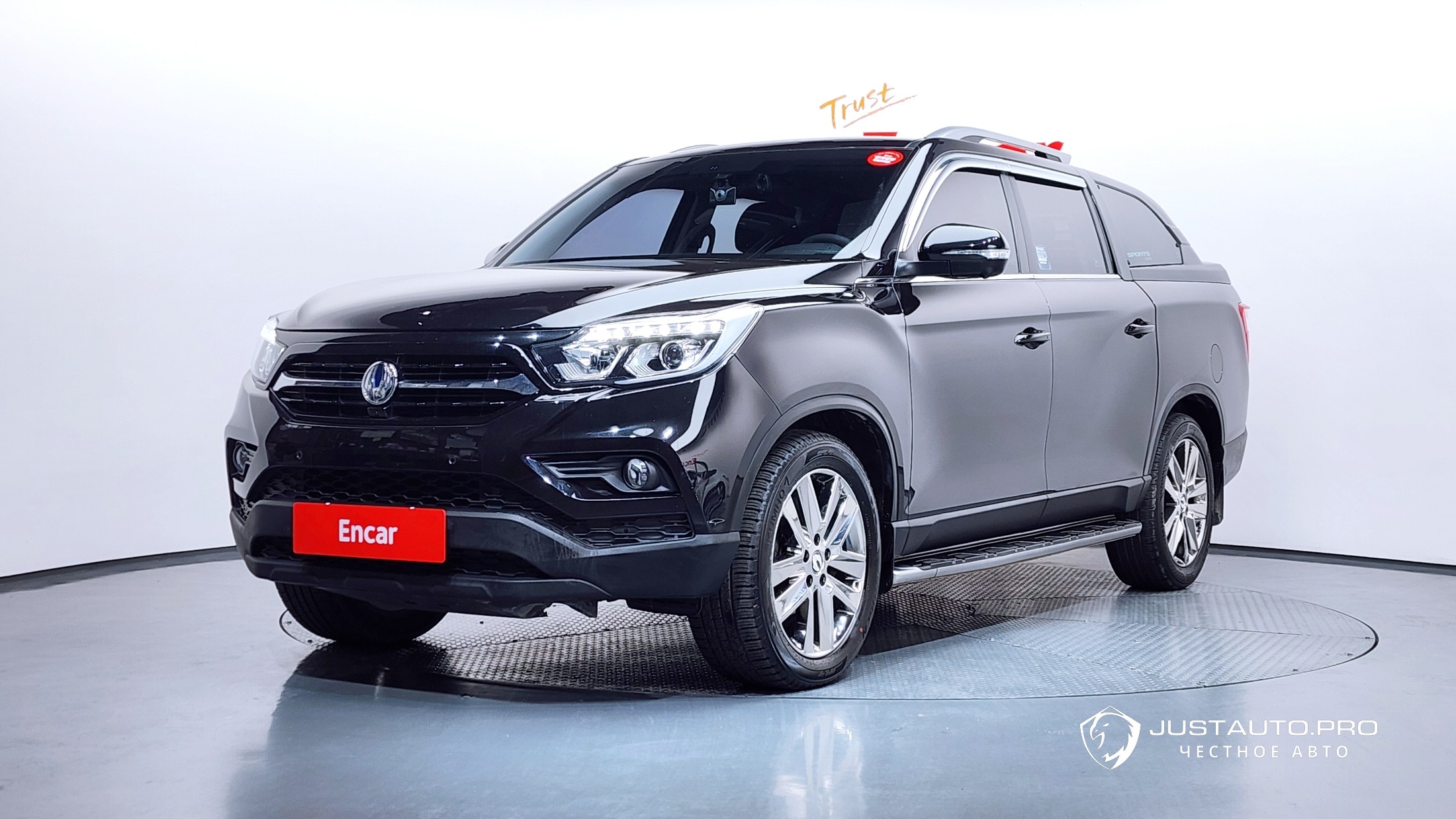 Автомобиль KG_Mobility_Ssangyong Rexton