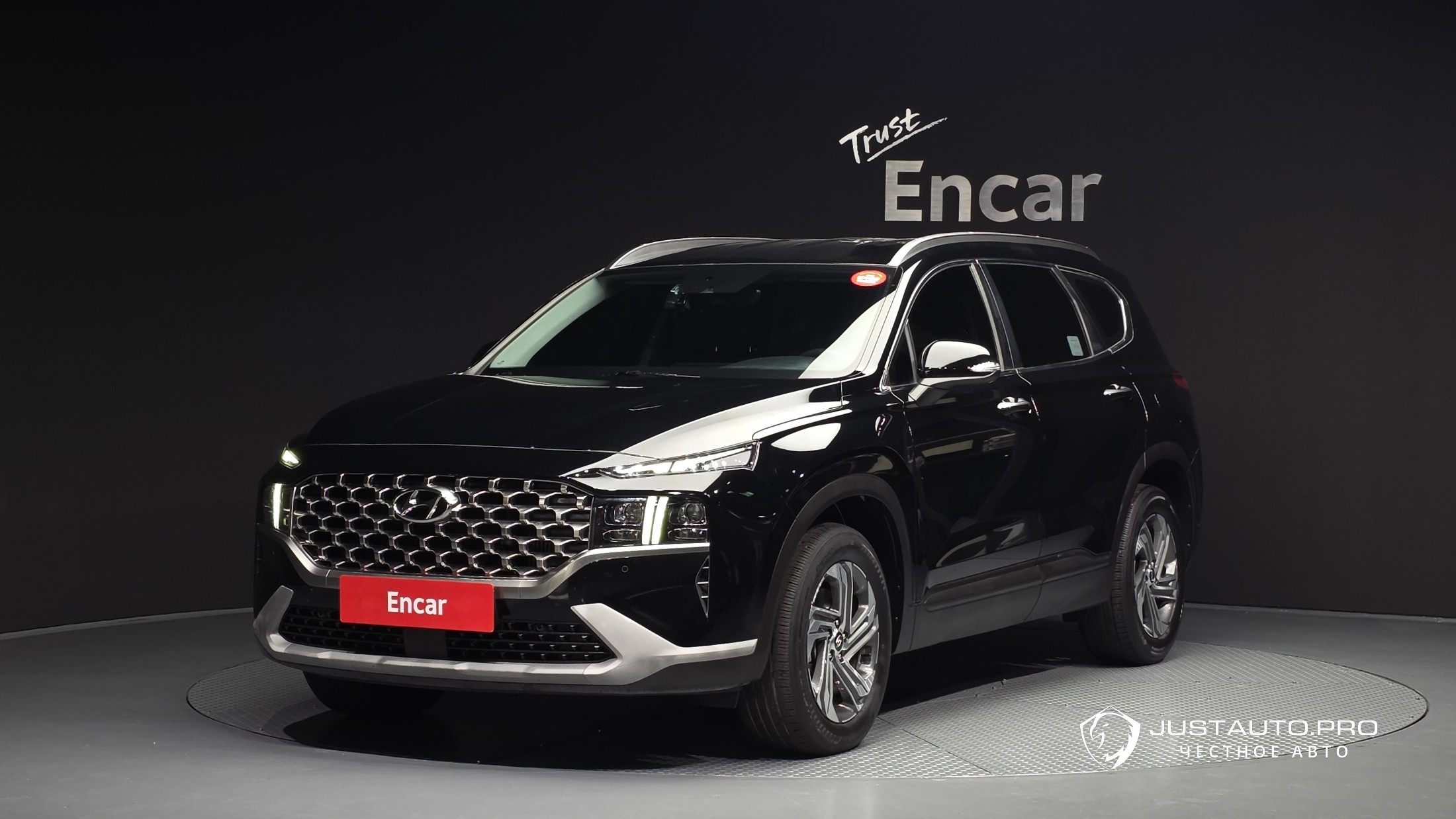 Автомобиль Hyundai Santafe
