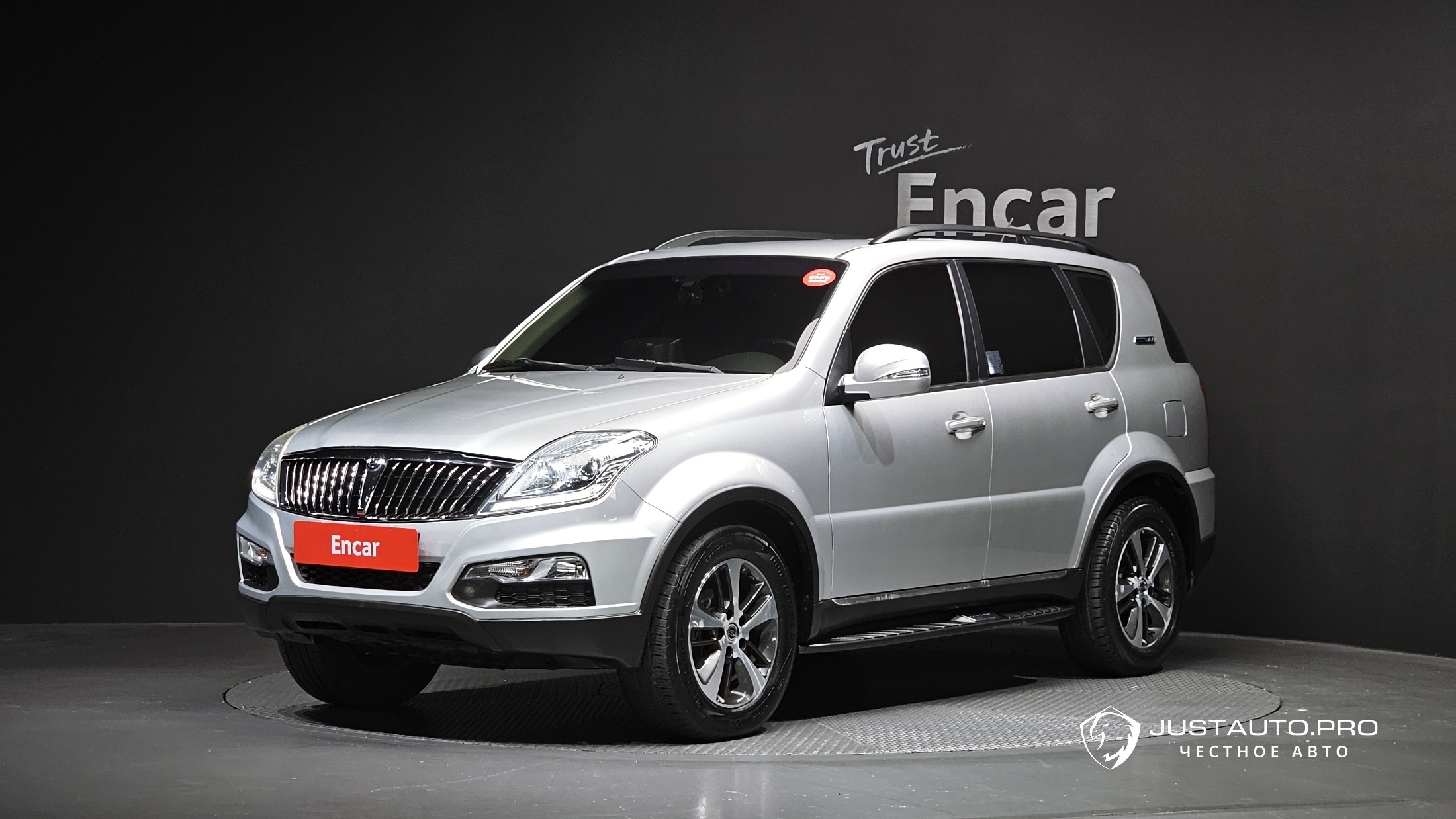 Автомобиль KG_Mobility_Ssangyong Rexton