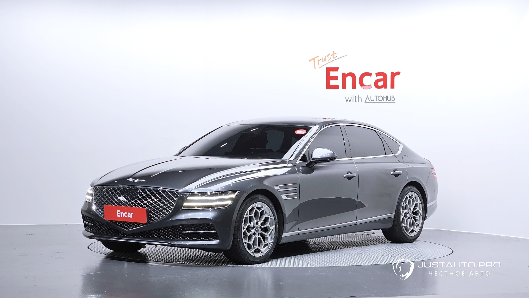 Автомобиль Genesis G80