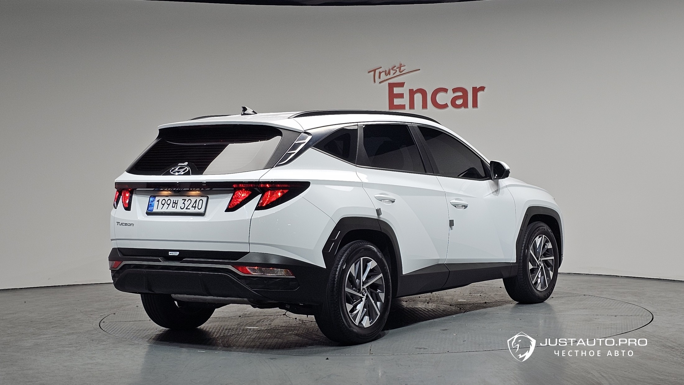 Автомобиль Hyundai Tucson