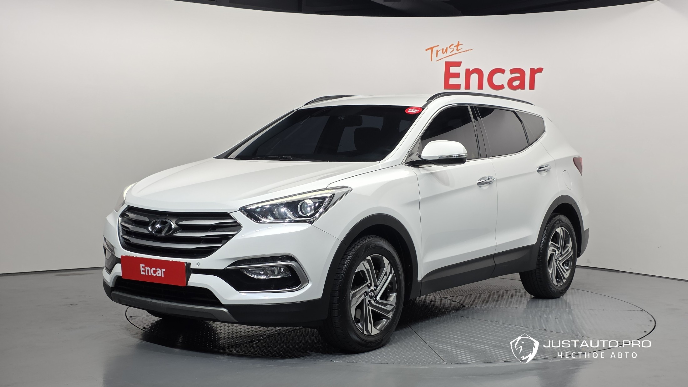 Автомобиль Hyundai Santafe